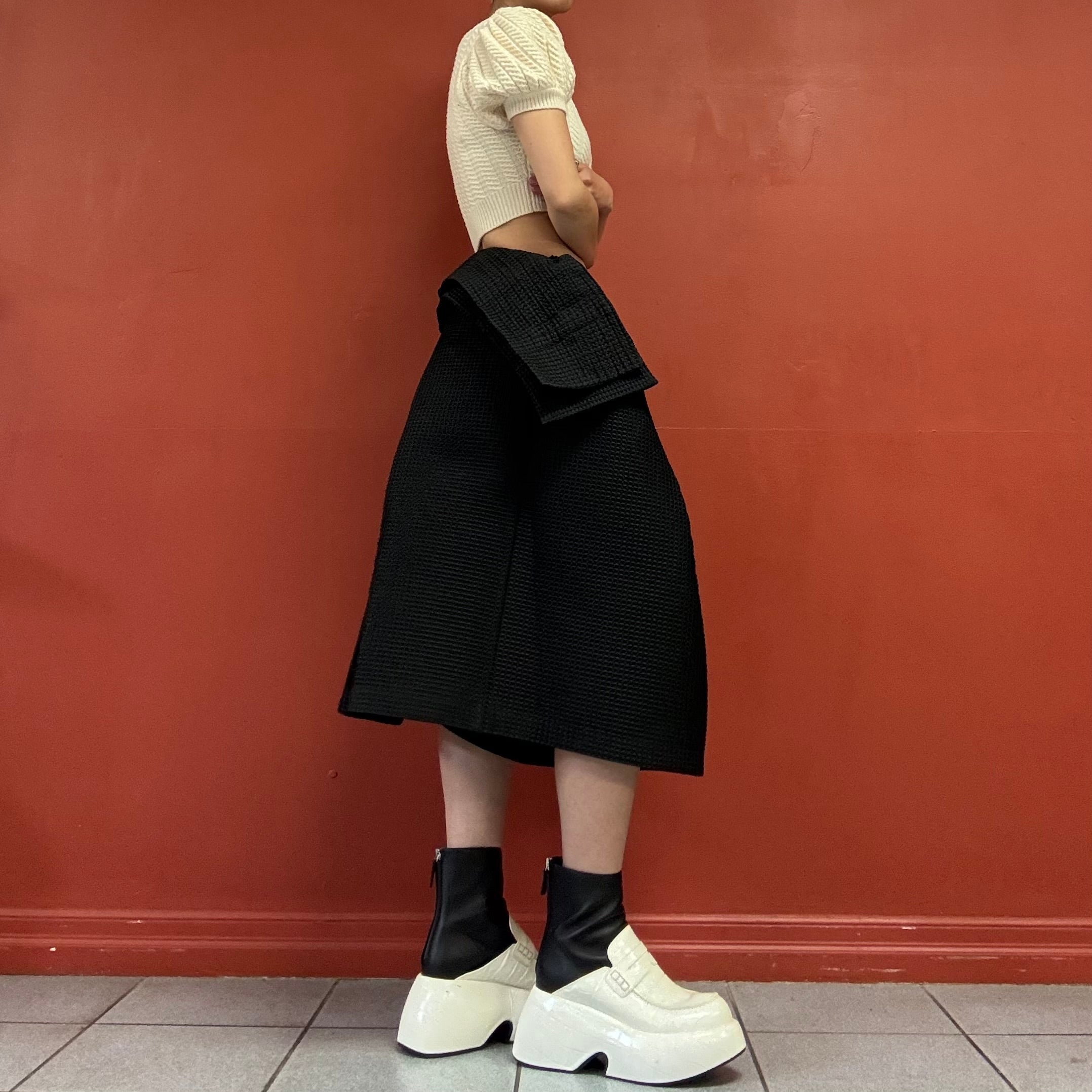 A.W.A.K.E. MODE hakama waffle shorts
