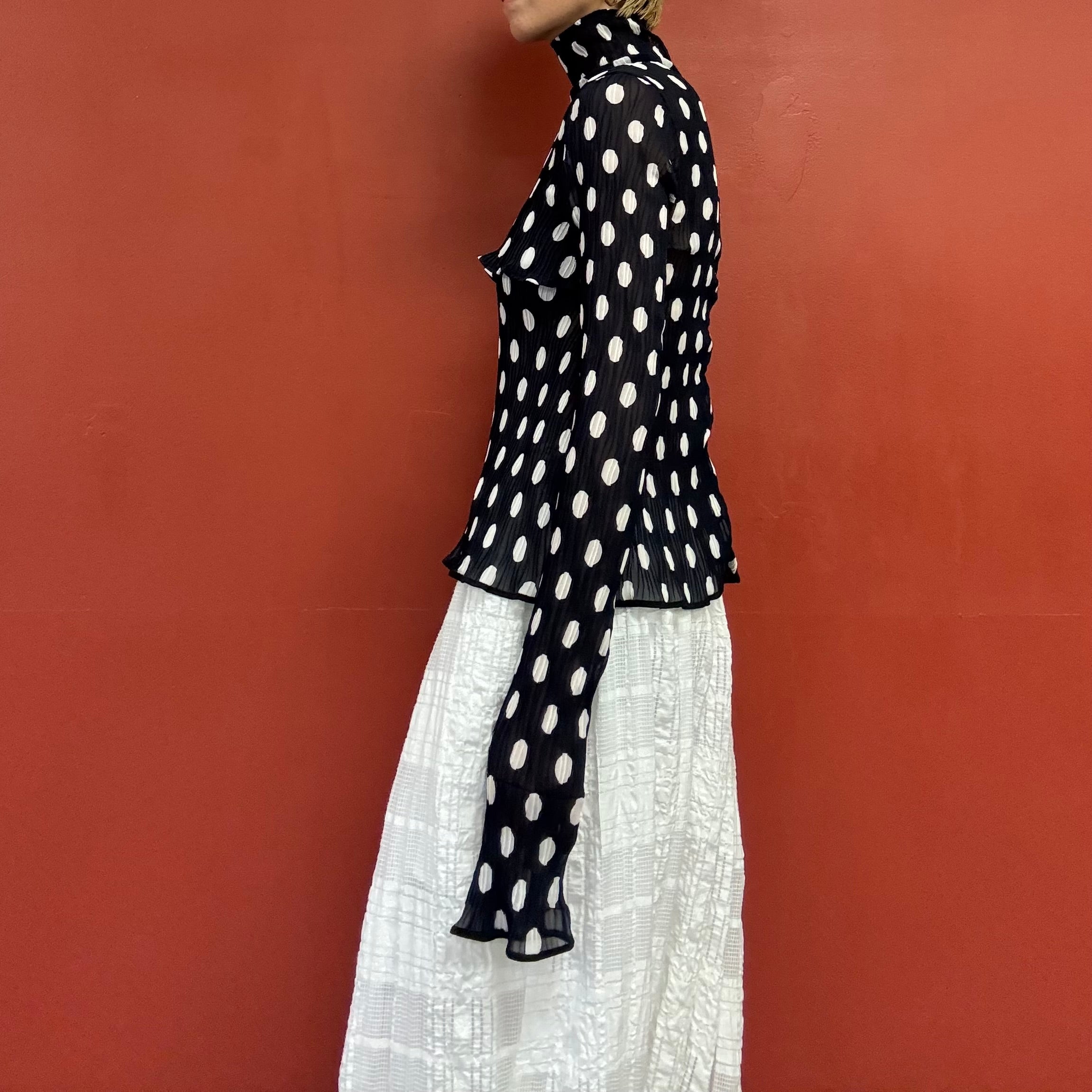TARO HORIUCHI pleats tops