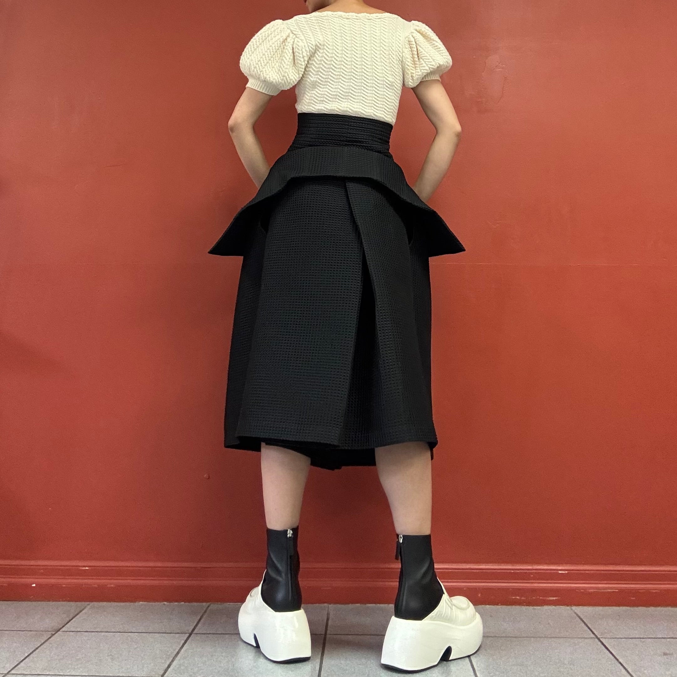 A.W.A.K.E. MODE hakama waffle shorts