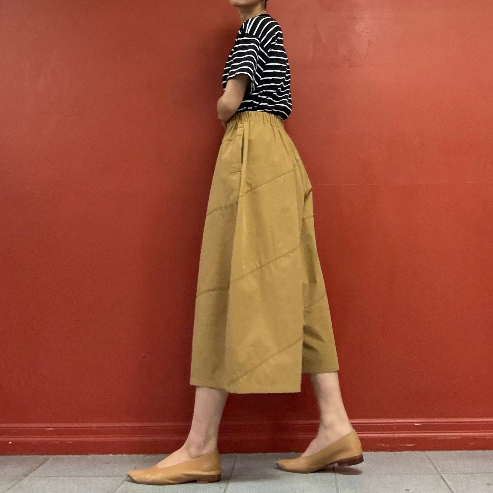 Cropped wide pants
