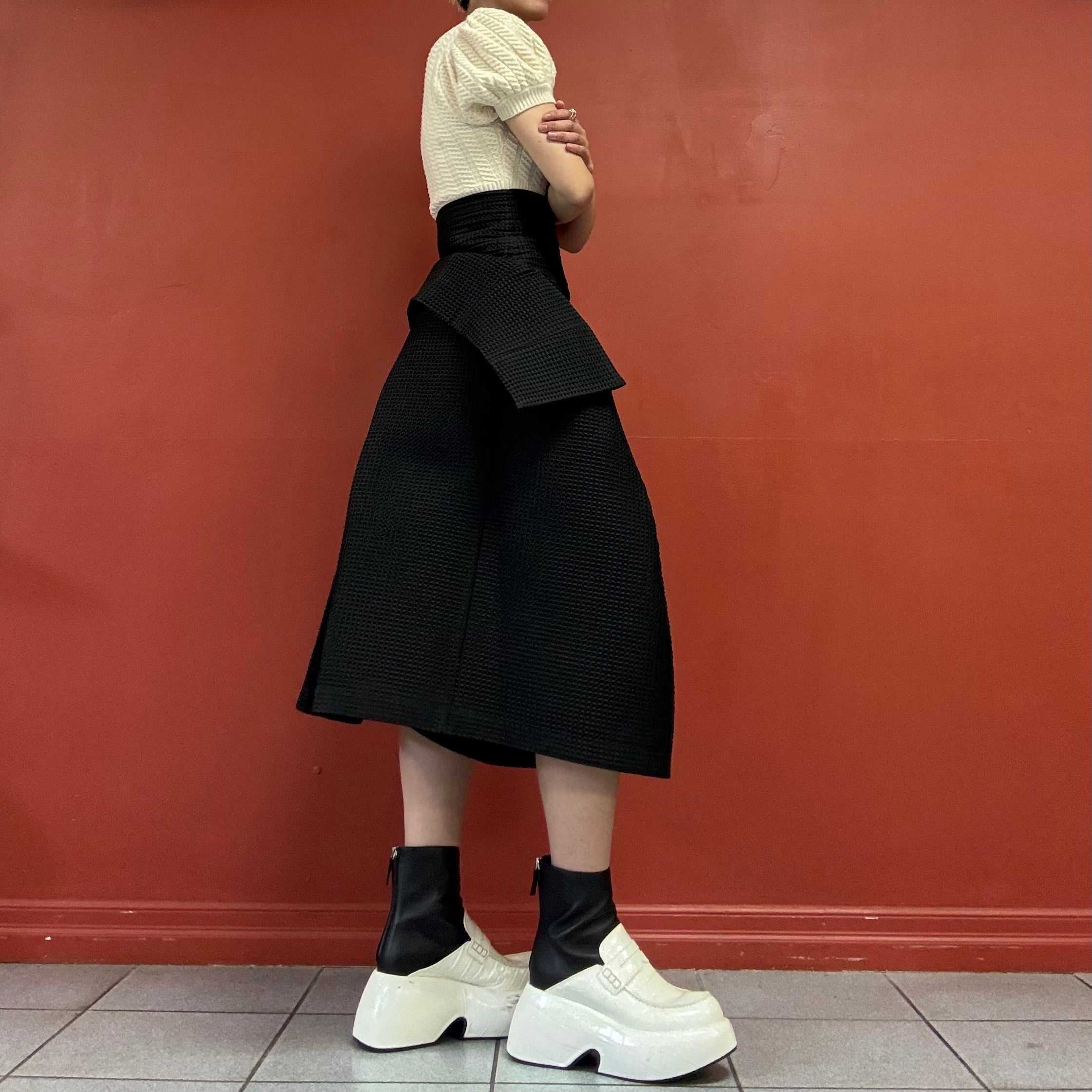 A.W.A.K.E. MODE hakama waffle shorts