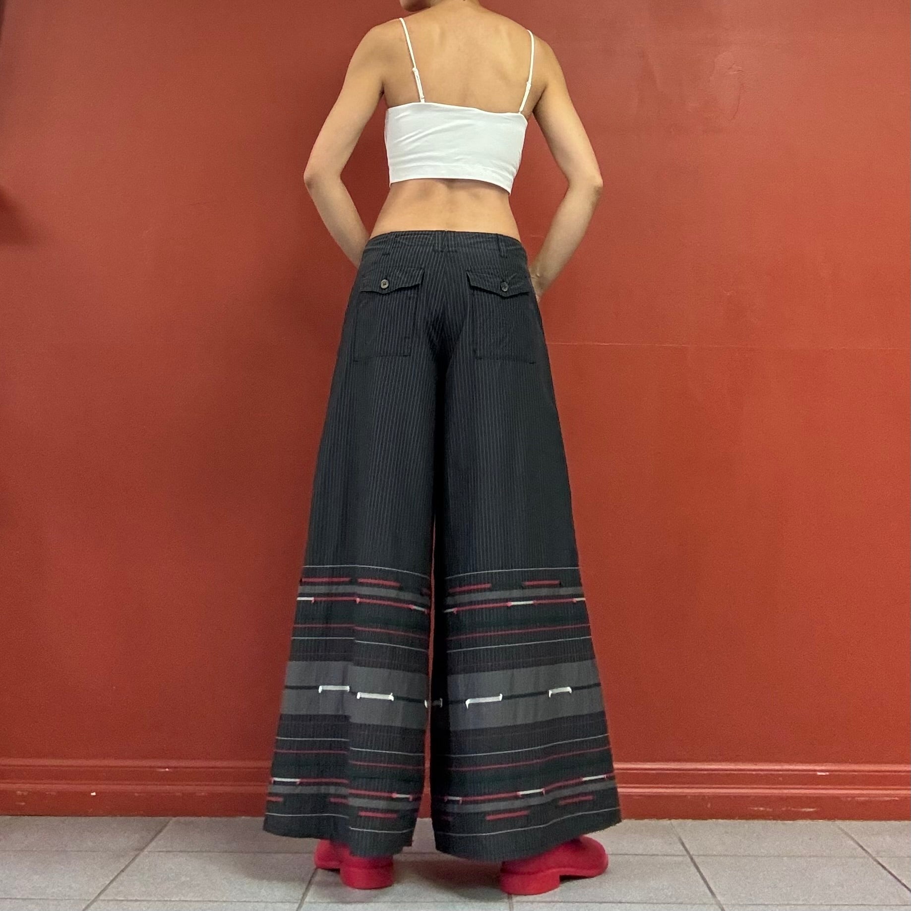Wide pants made in Japan