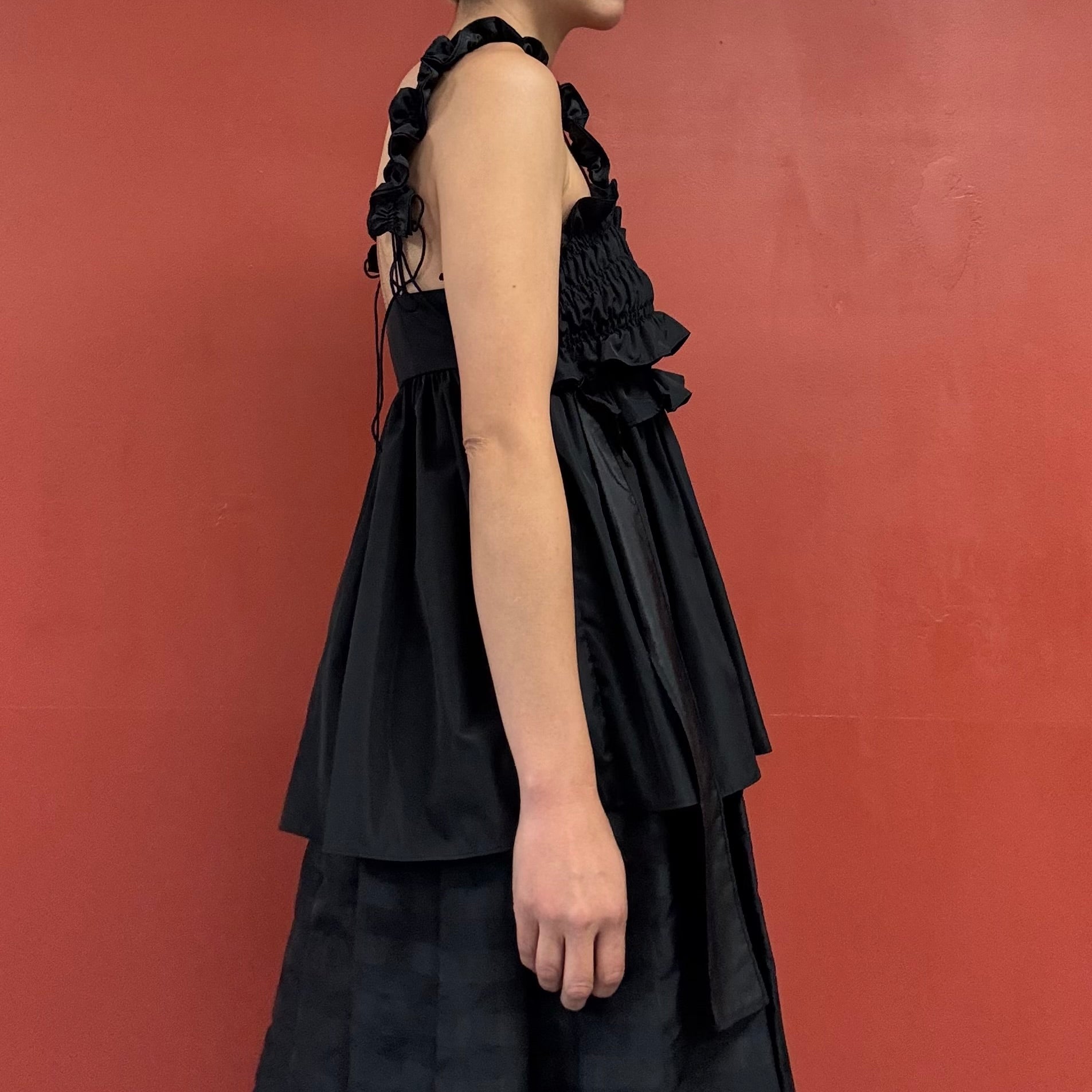 CECILIE BAHNSEN faille gia top