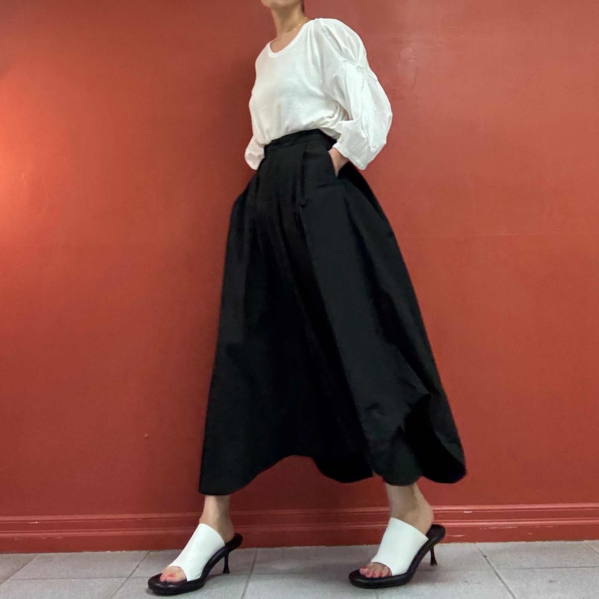 Wide cropped pants