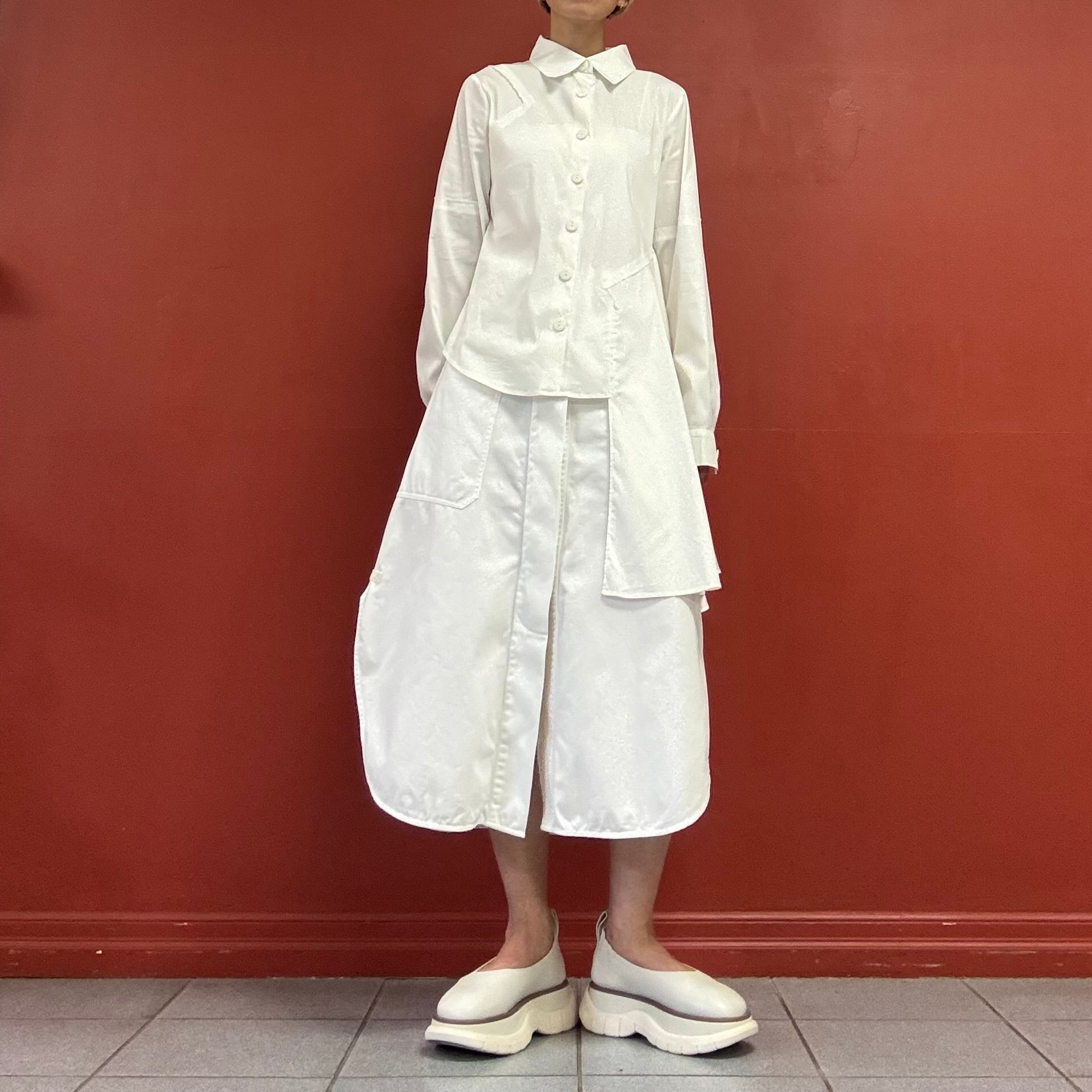 Asymmetrical shirts