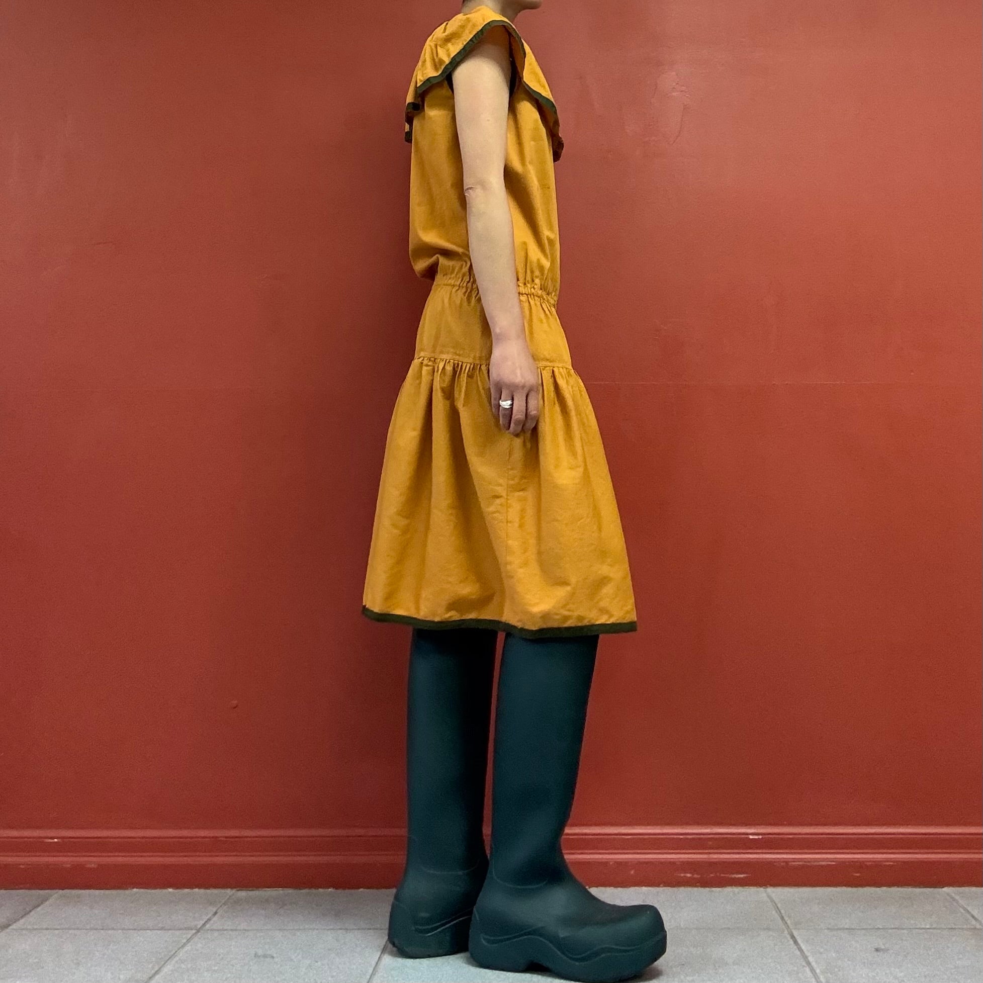 80s90s dress with big collar