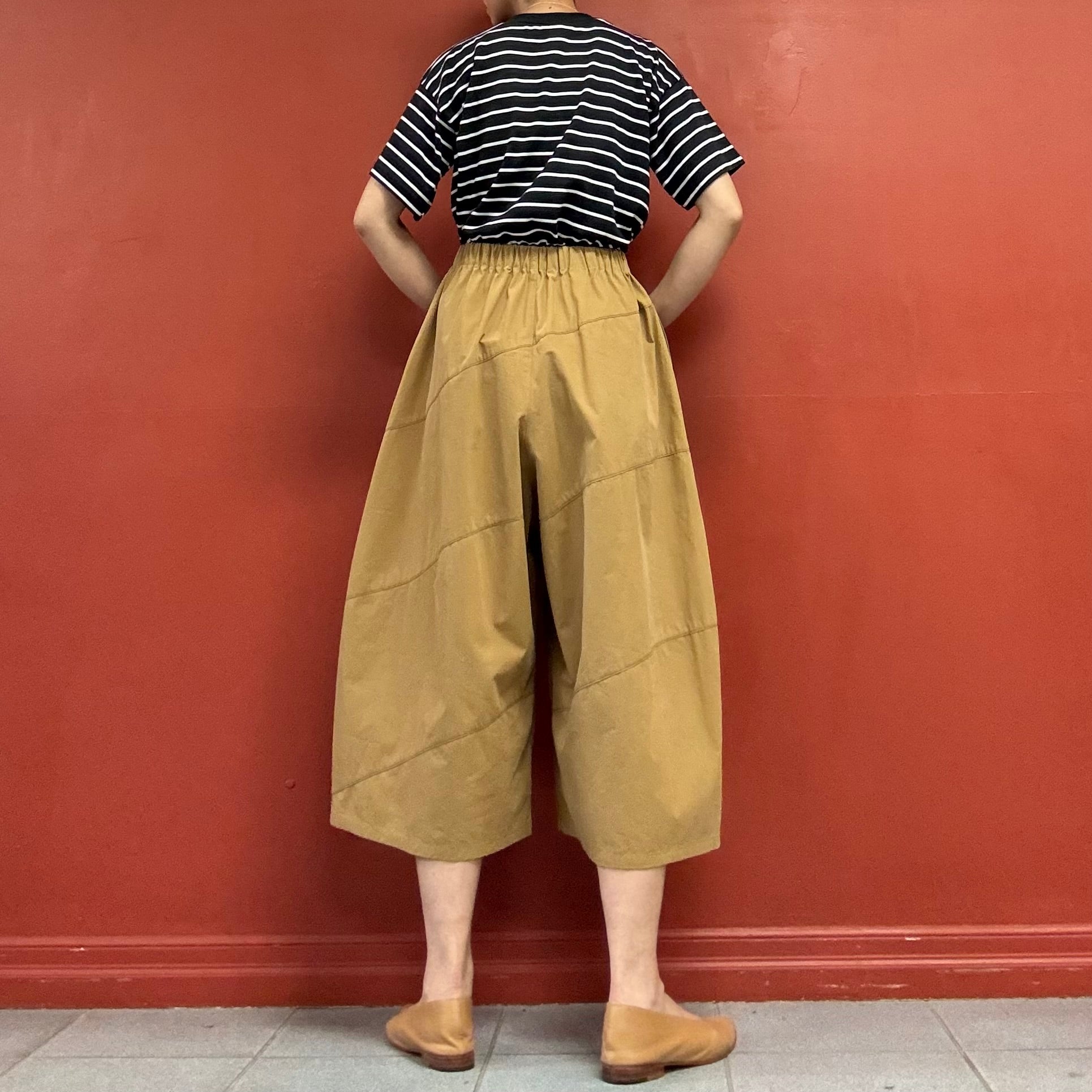 Cropped wide pants