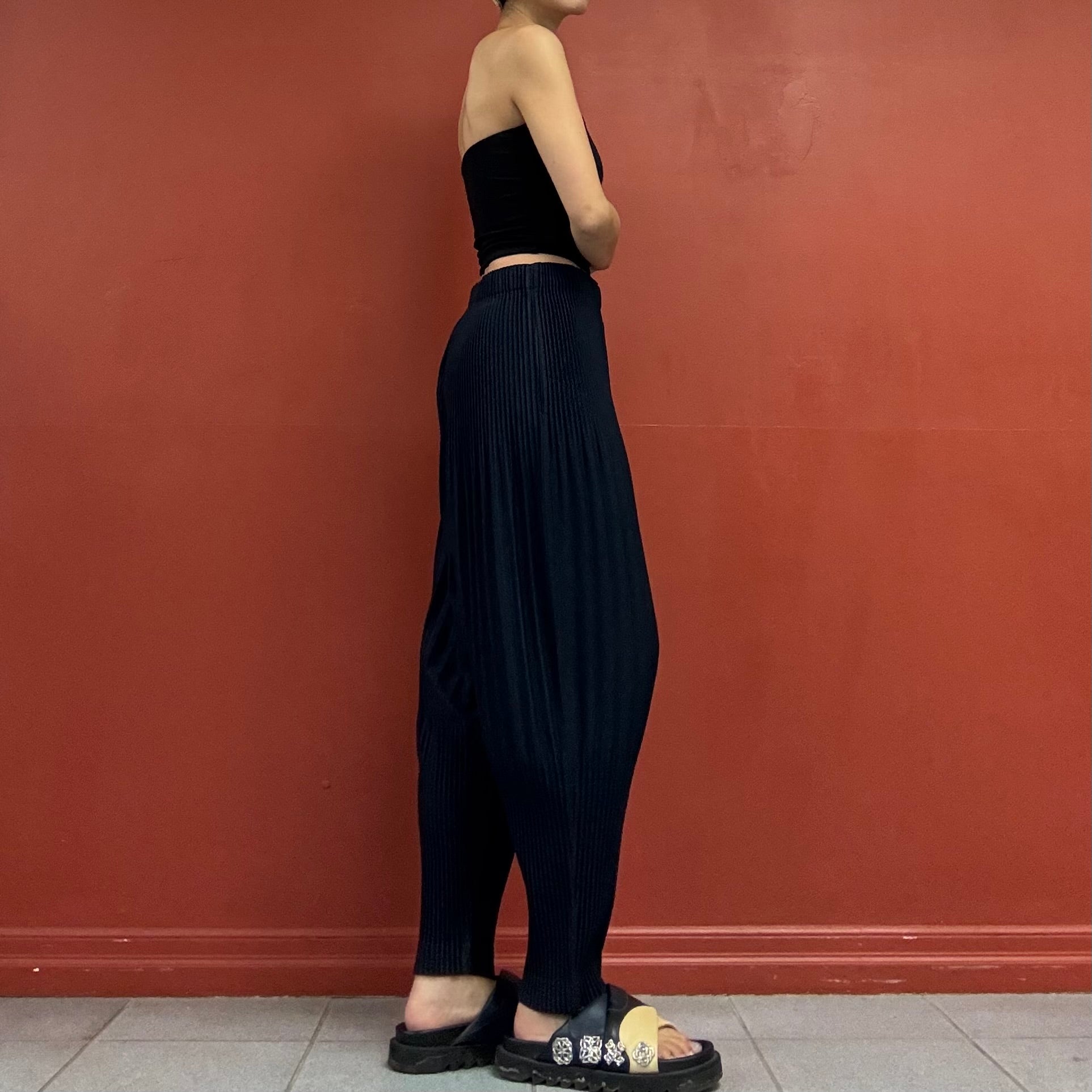 HOMME PLISSE ISSEY MIYAKE
(size 2)