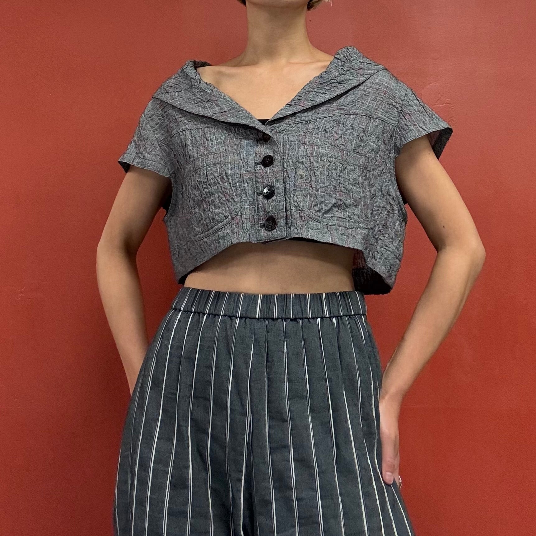 Cropped blouse