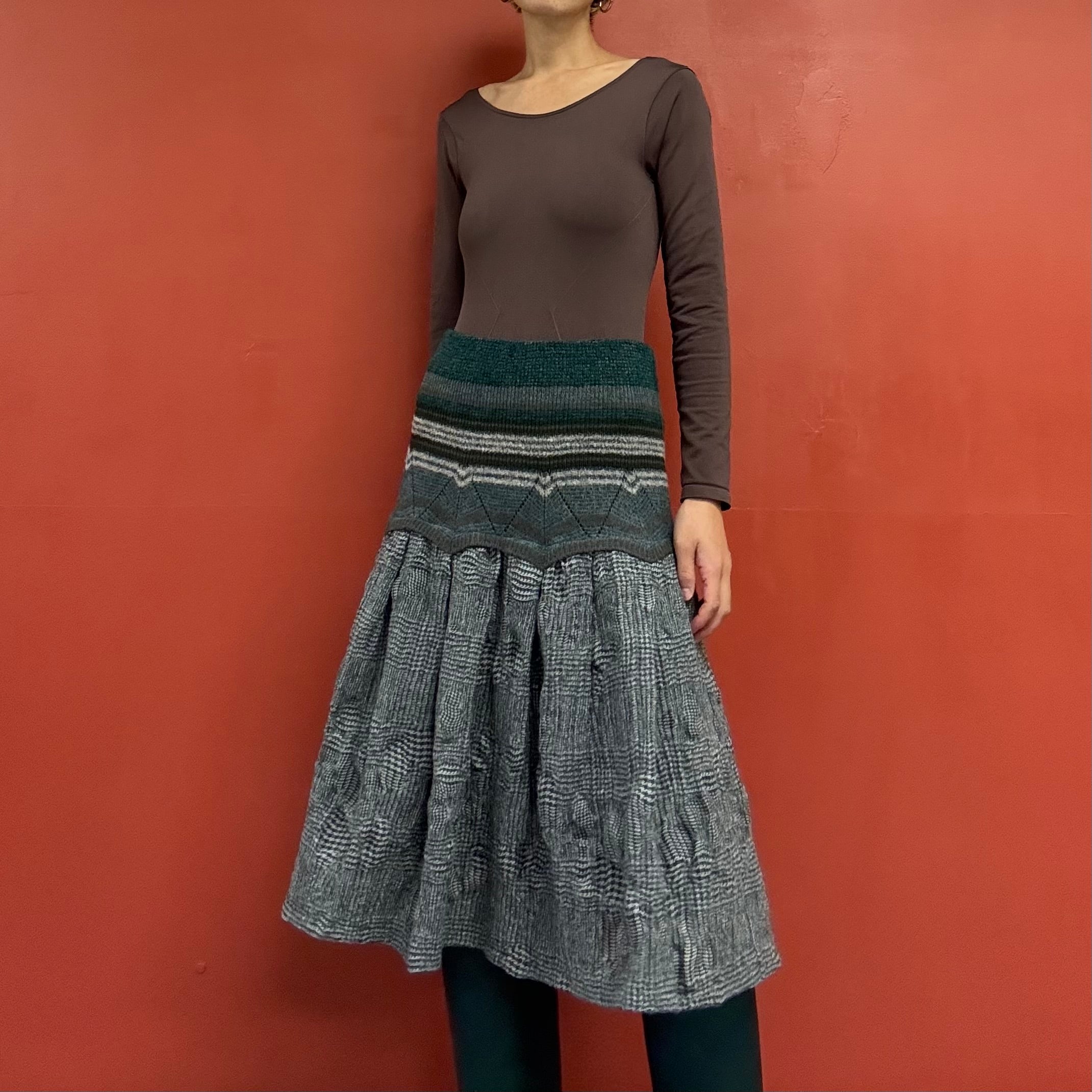 Wool skirt
