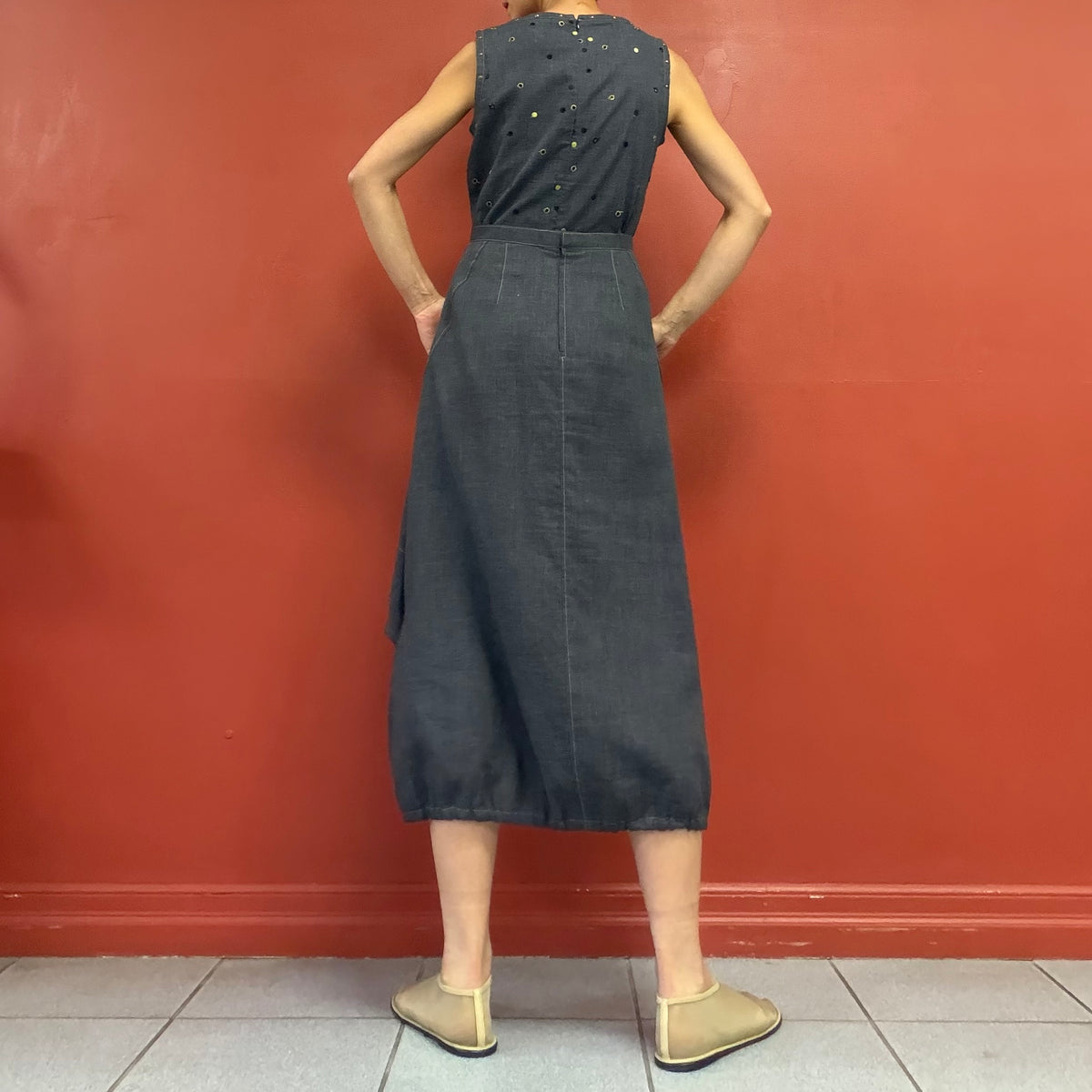 Front pocket skirt