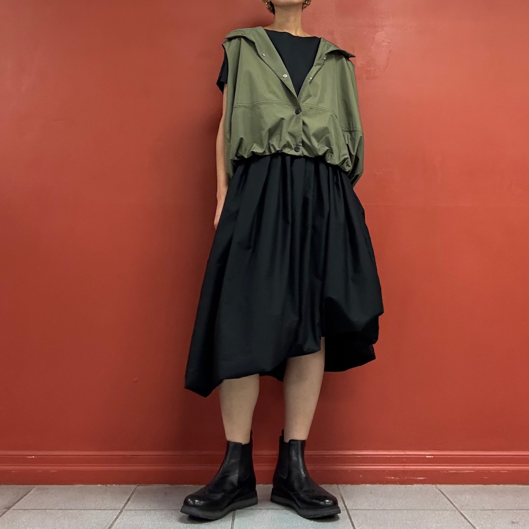 Bubble hem vest