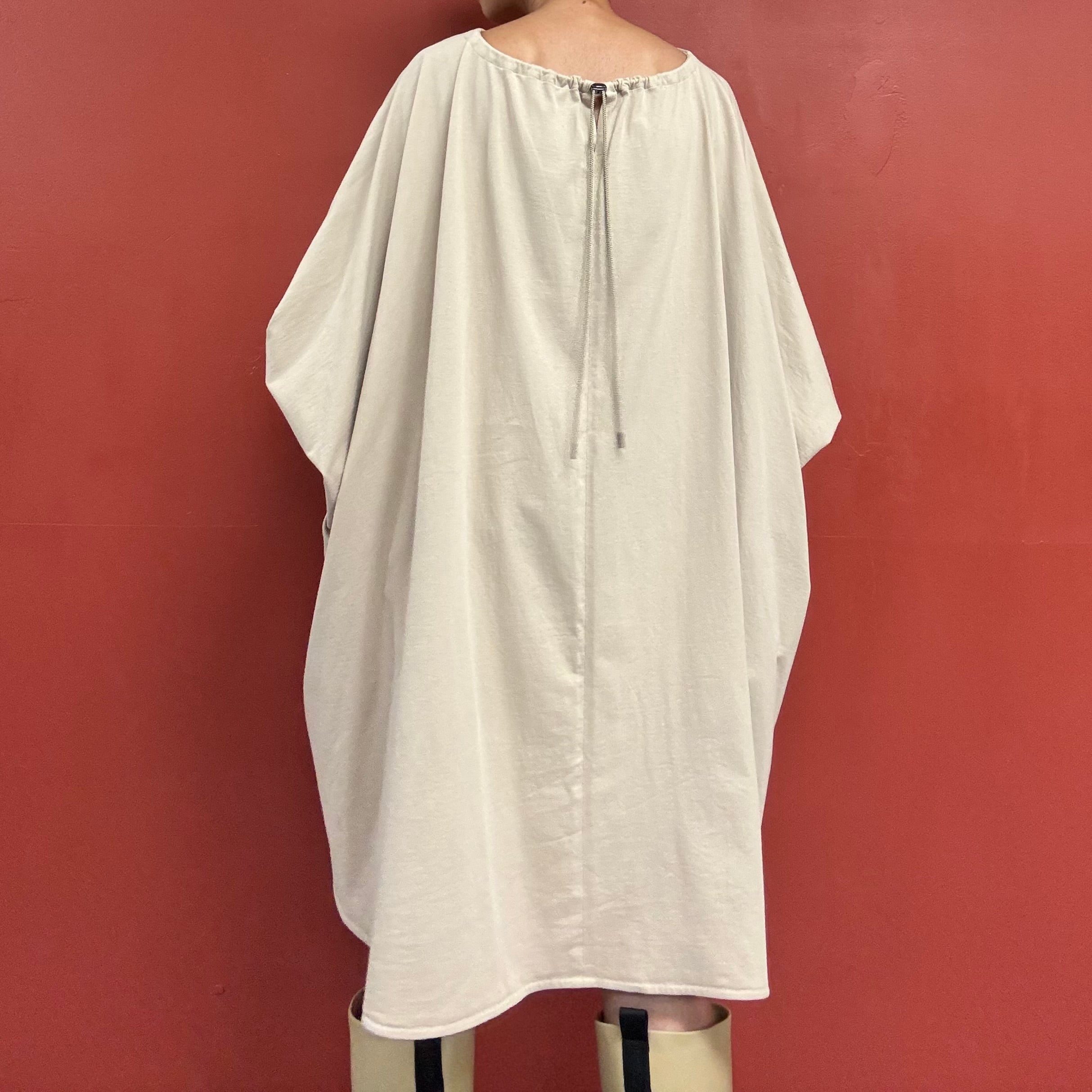 Relaxed dolman sleeves top