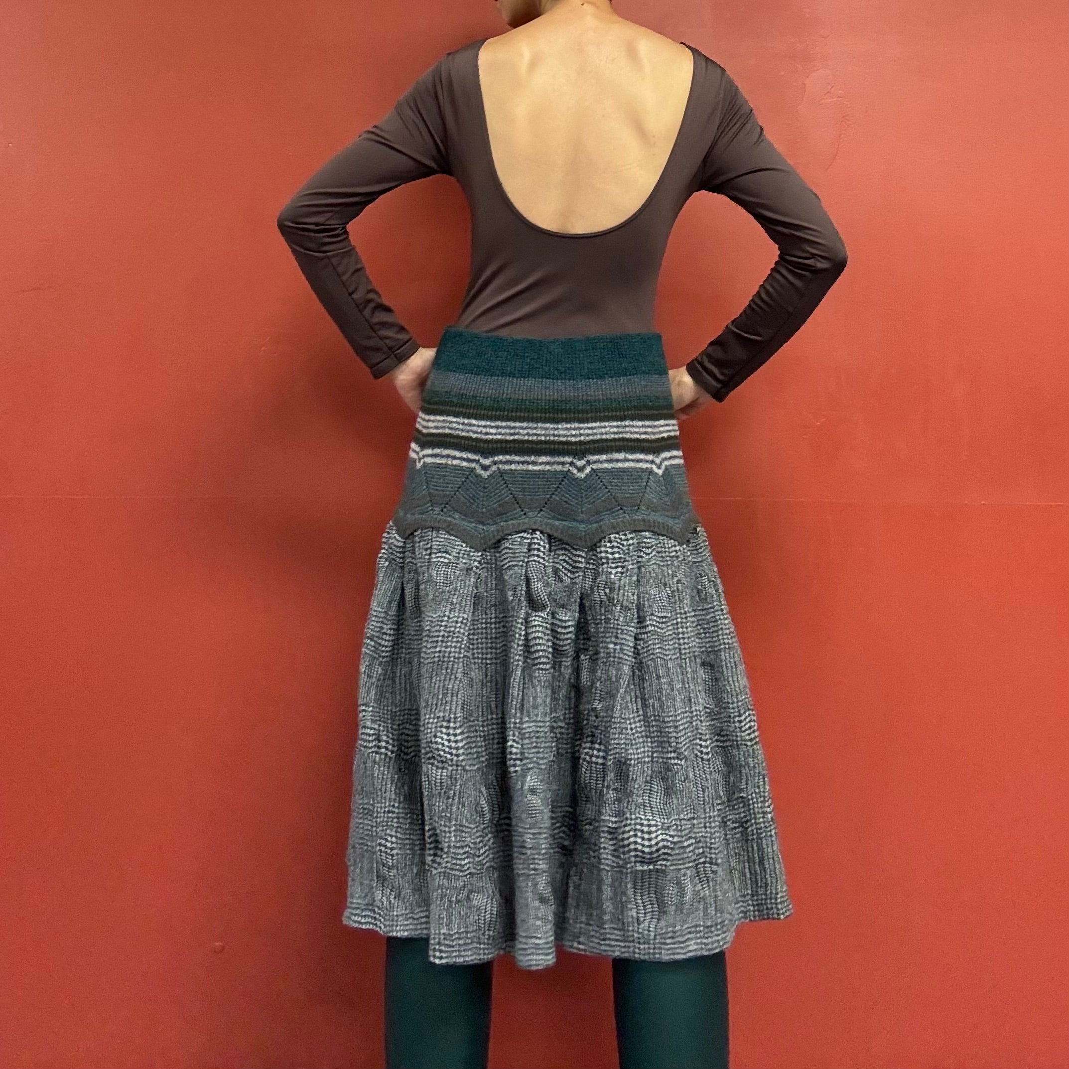 Wool skirt