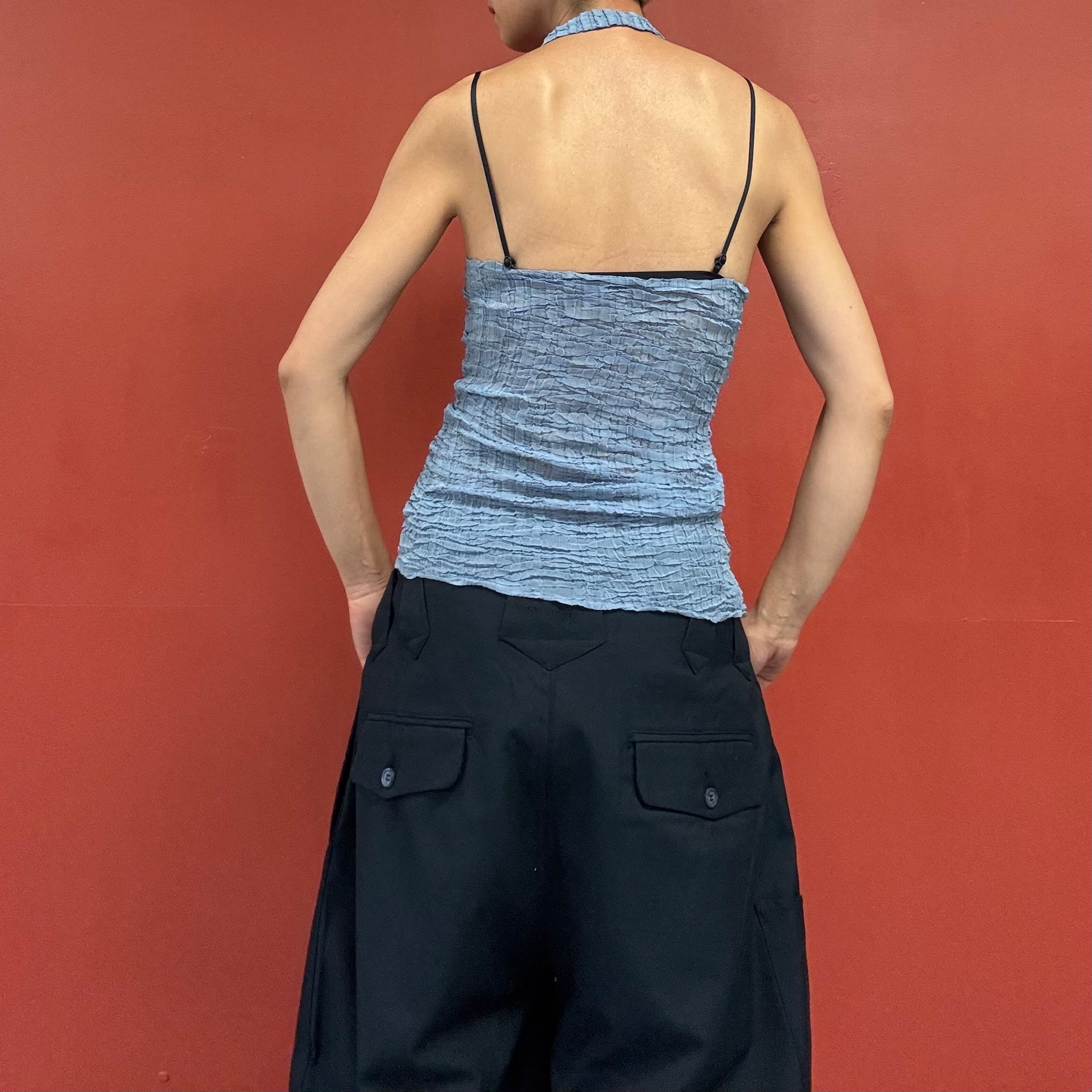 Pleats halter neck top