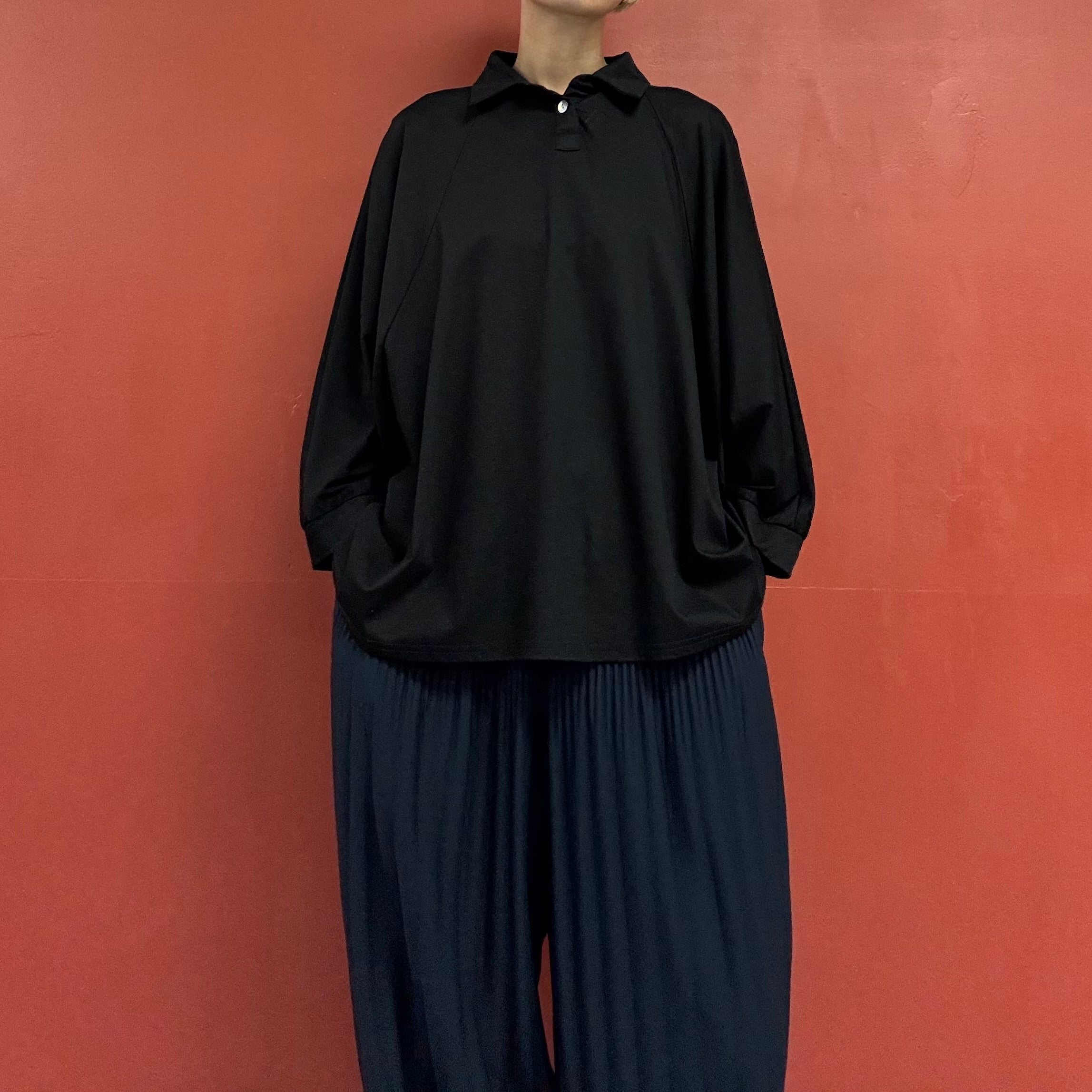 Dolman sleeves top