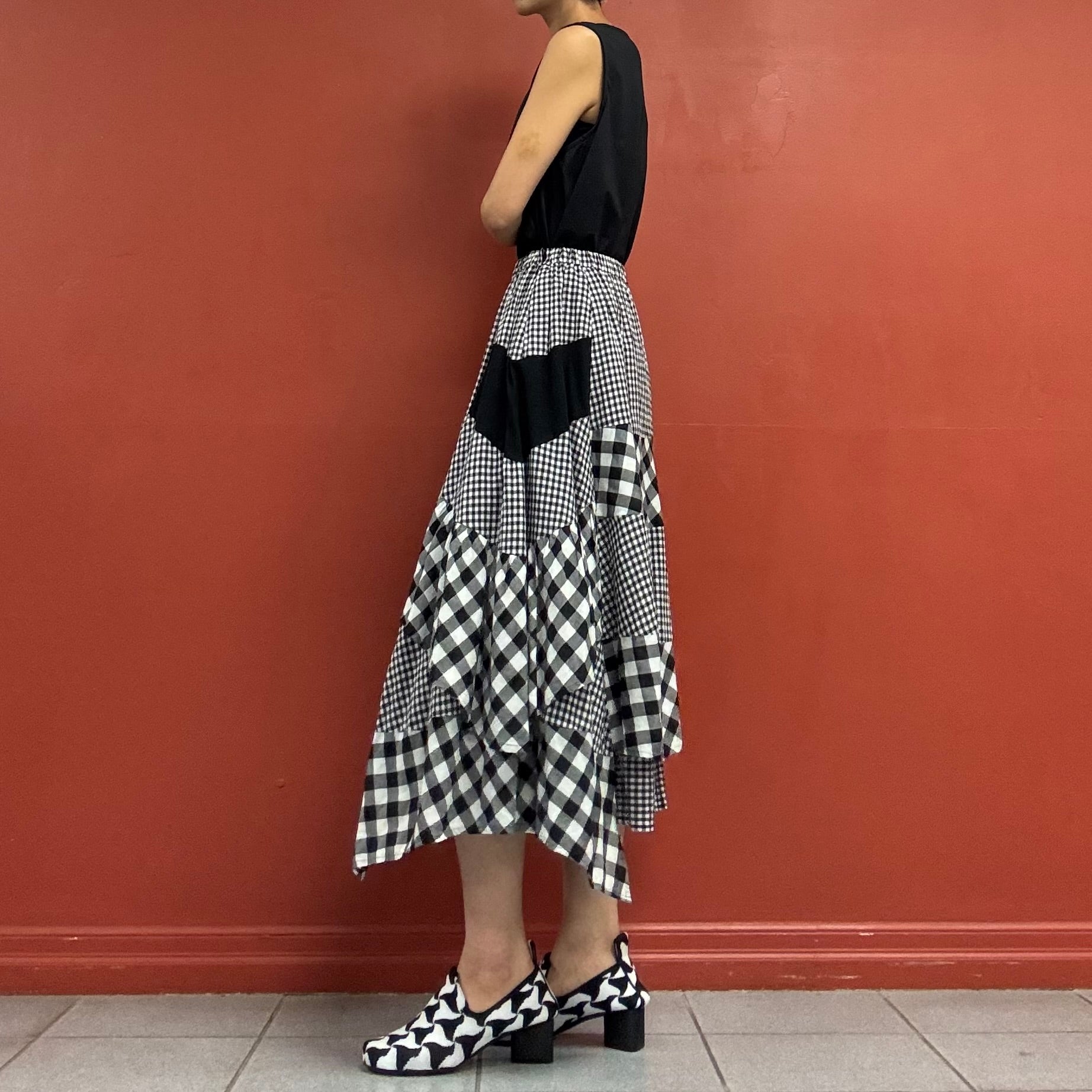 Random check skirt