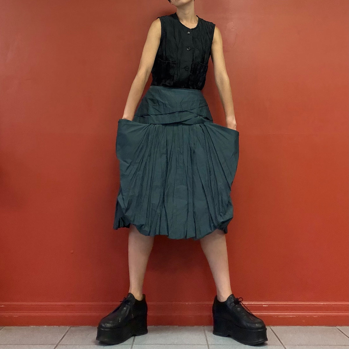 Wing skirt