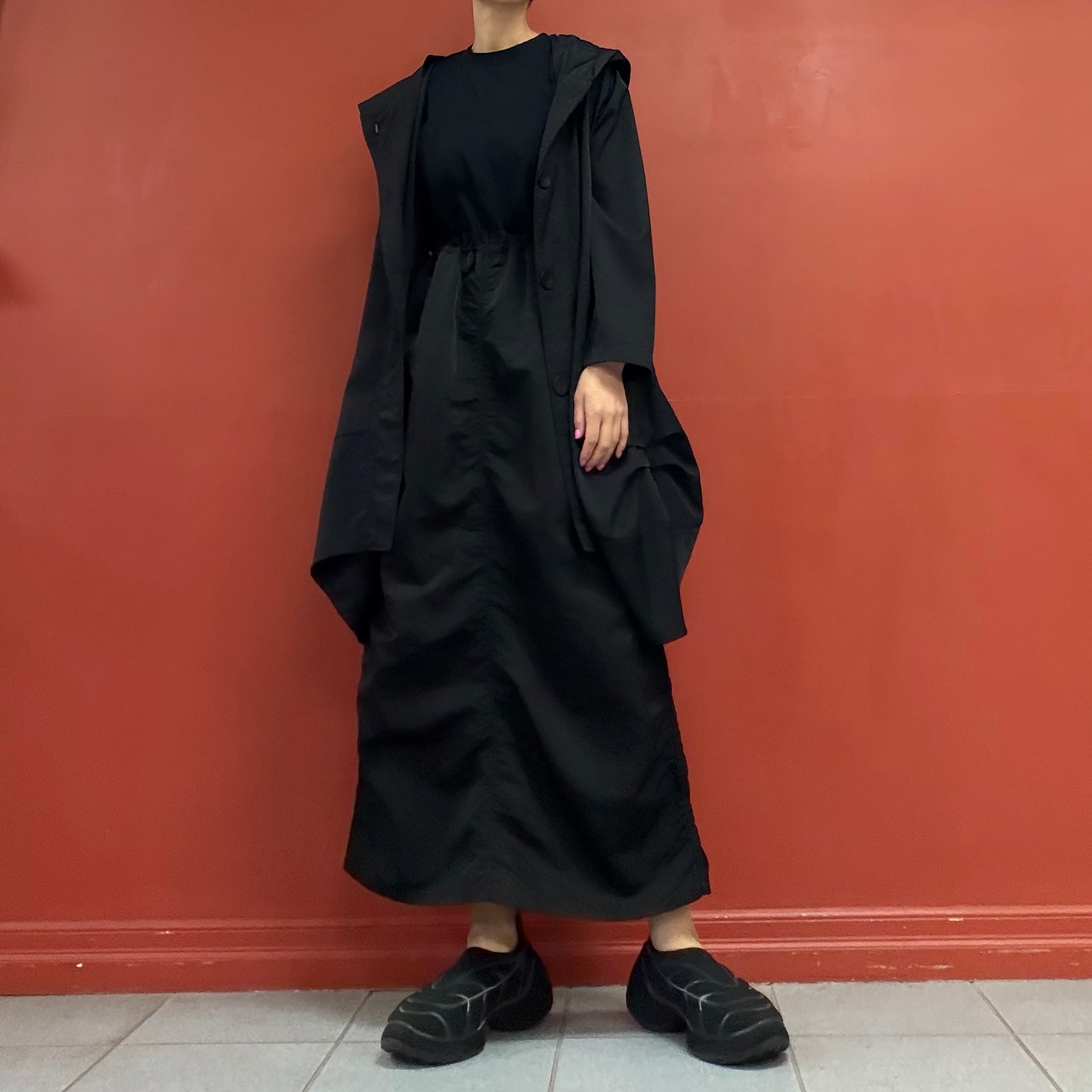Oval silhouette jacket