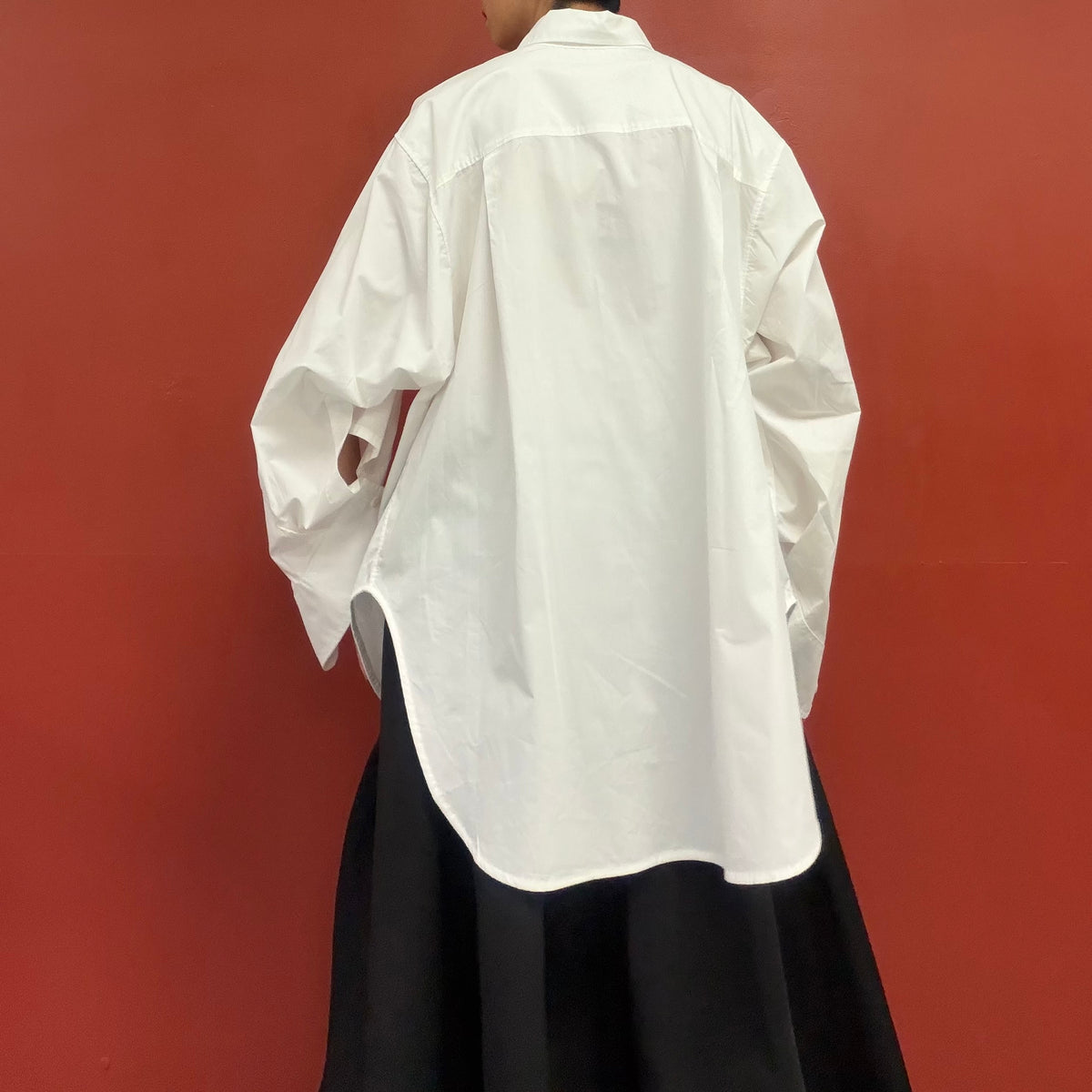 Split sleeve white shirt