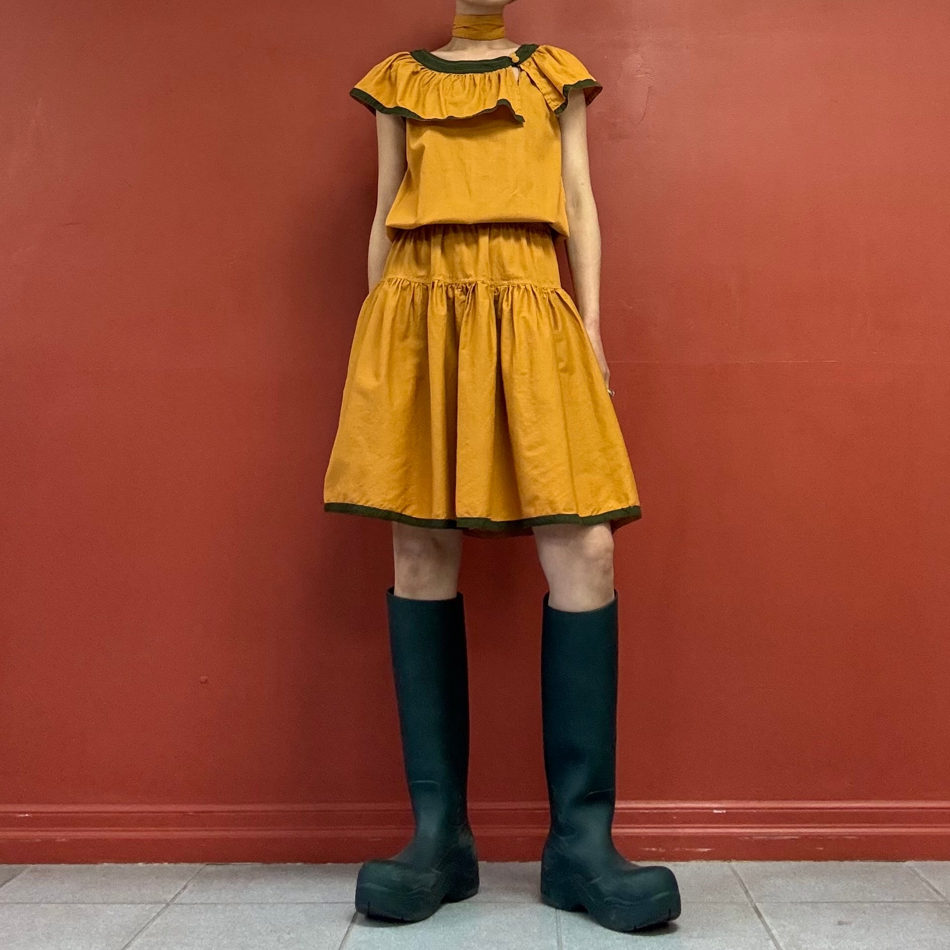 80s90s dress with big collar