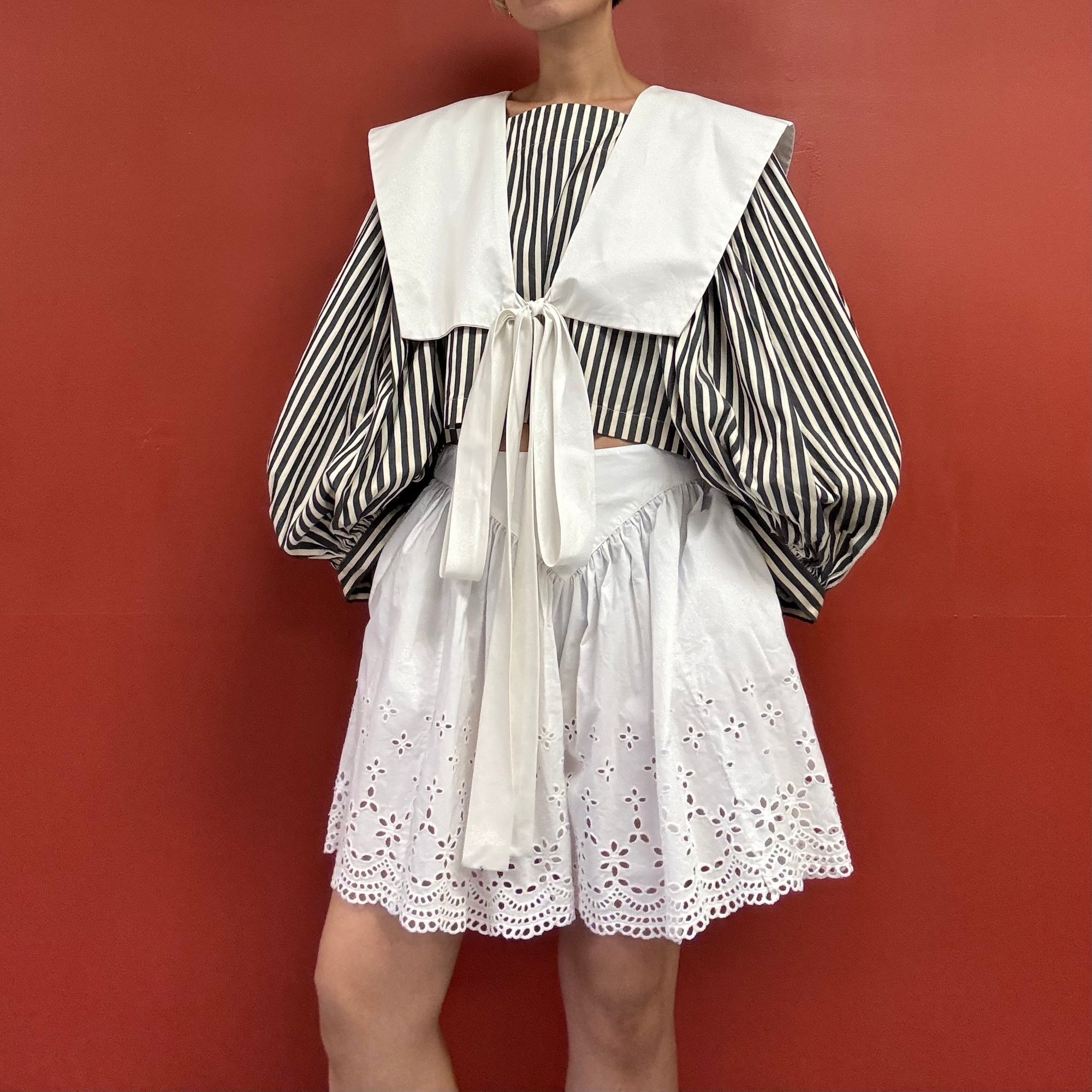 VAQUERA sailor collar blouse