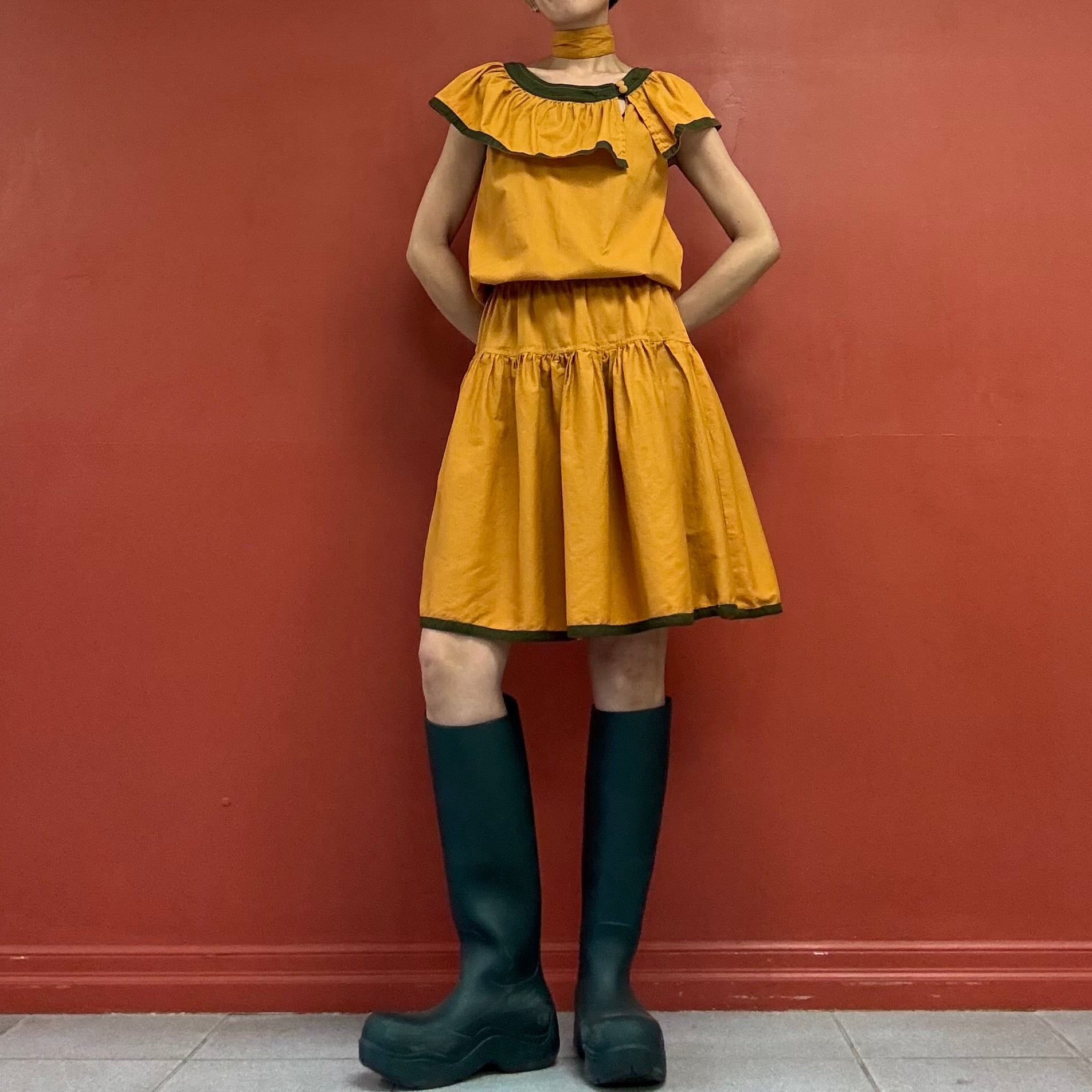 80s90s dress with big collar