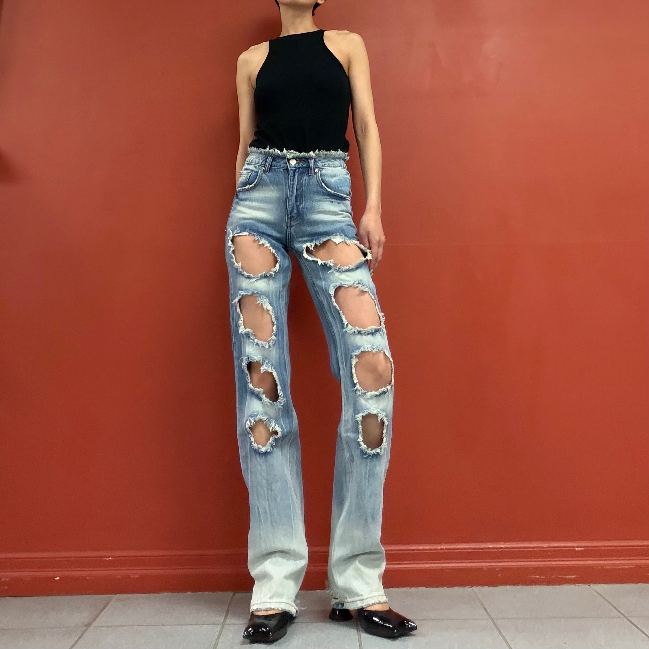 Rui damaged jeans