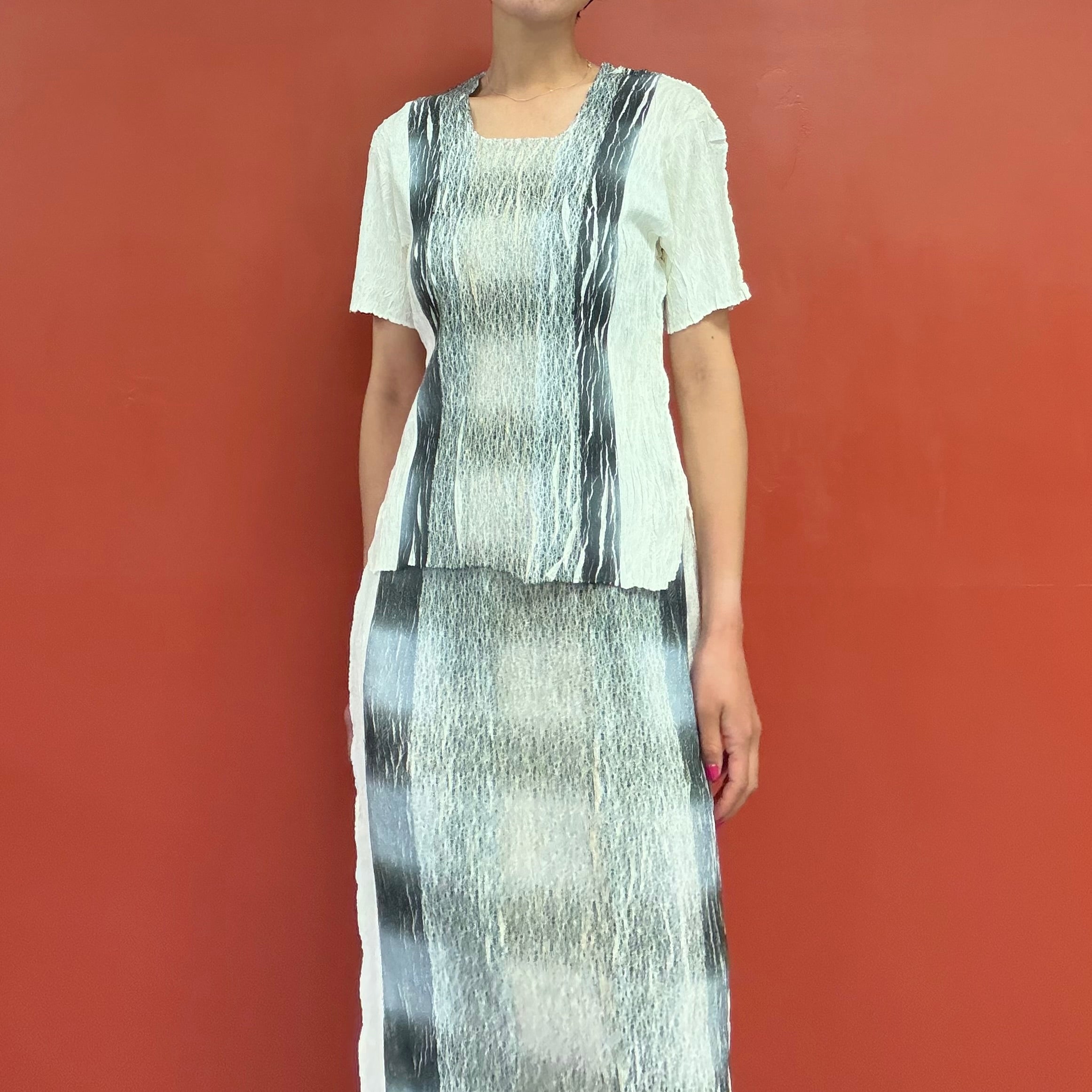 Inoue pleats top