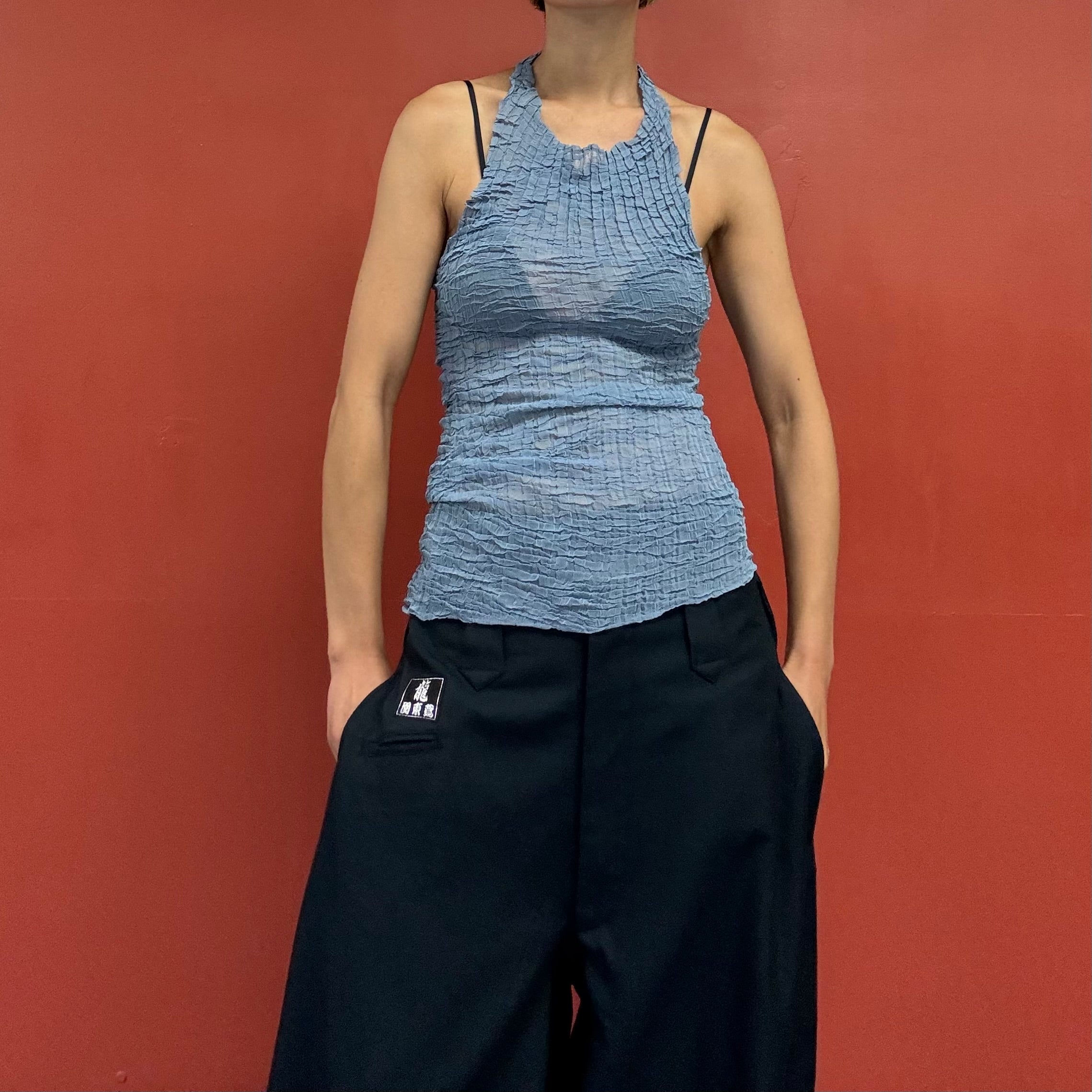 Pleats halter neck top