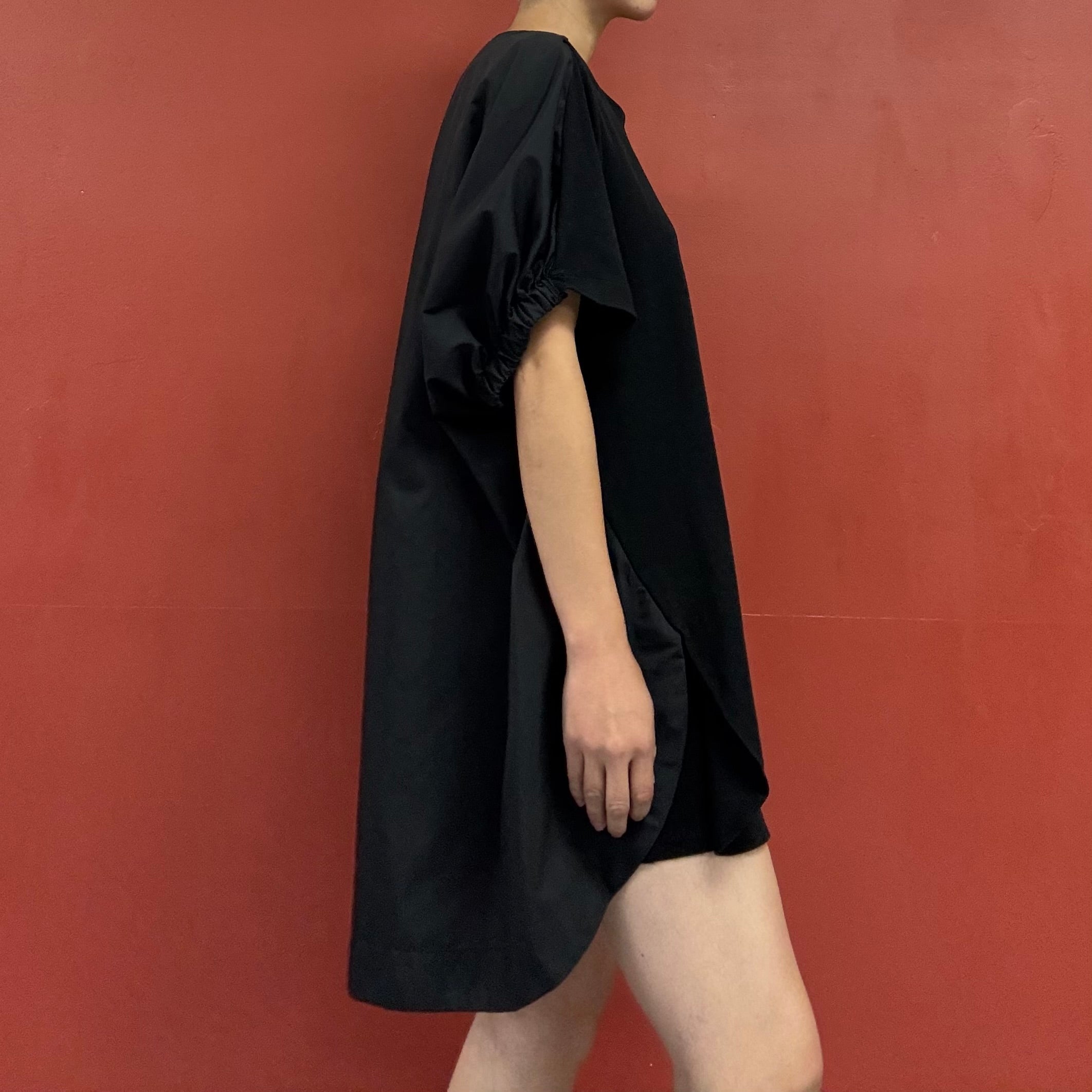 Contrast panel top