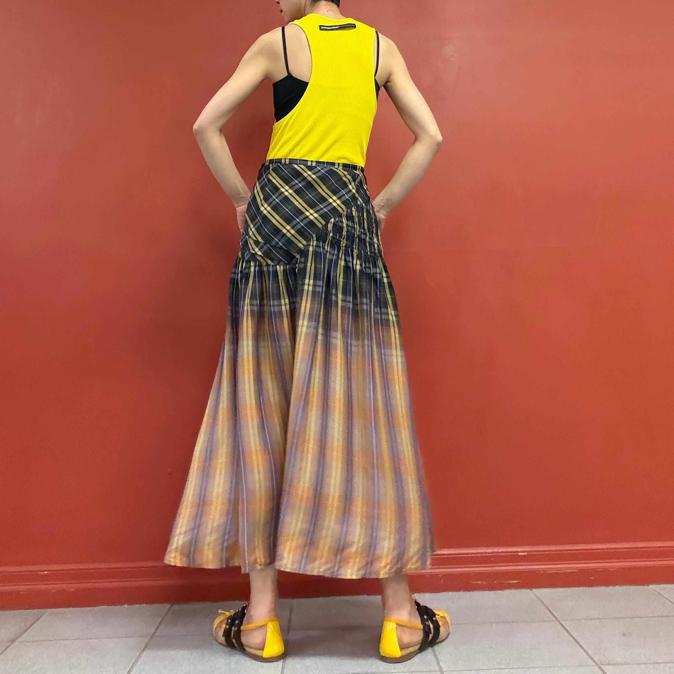 Light weight plaid skirt
