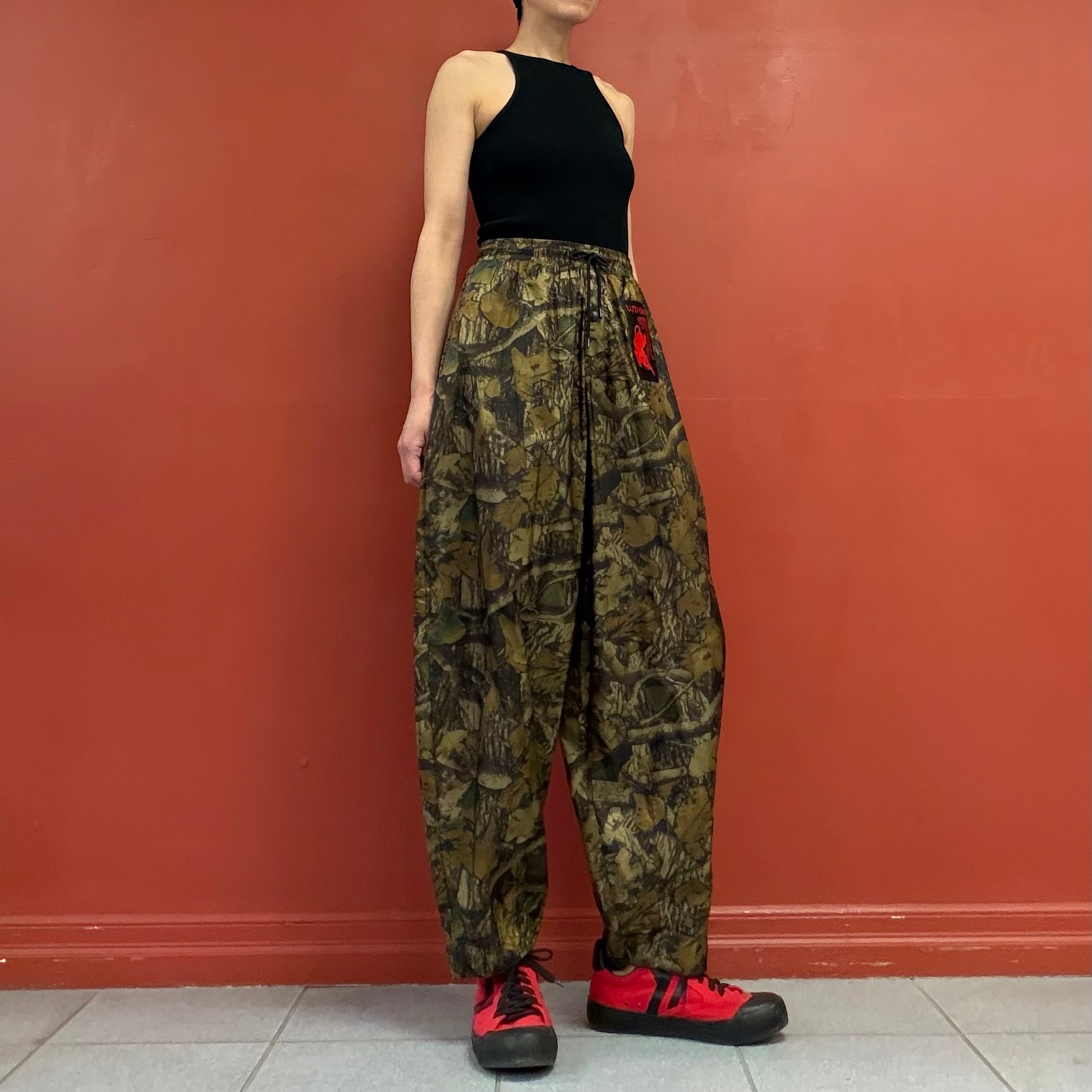 Light weight nylon pants