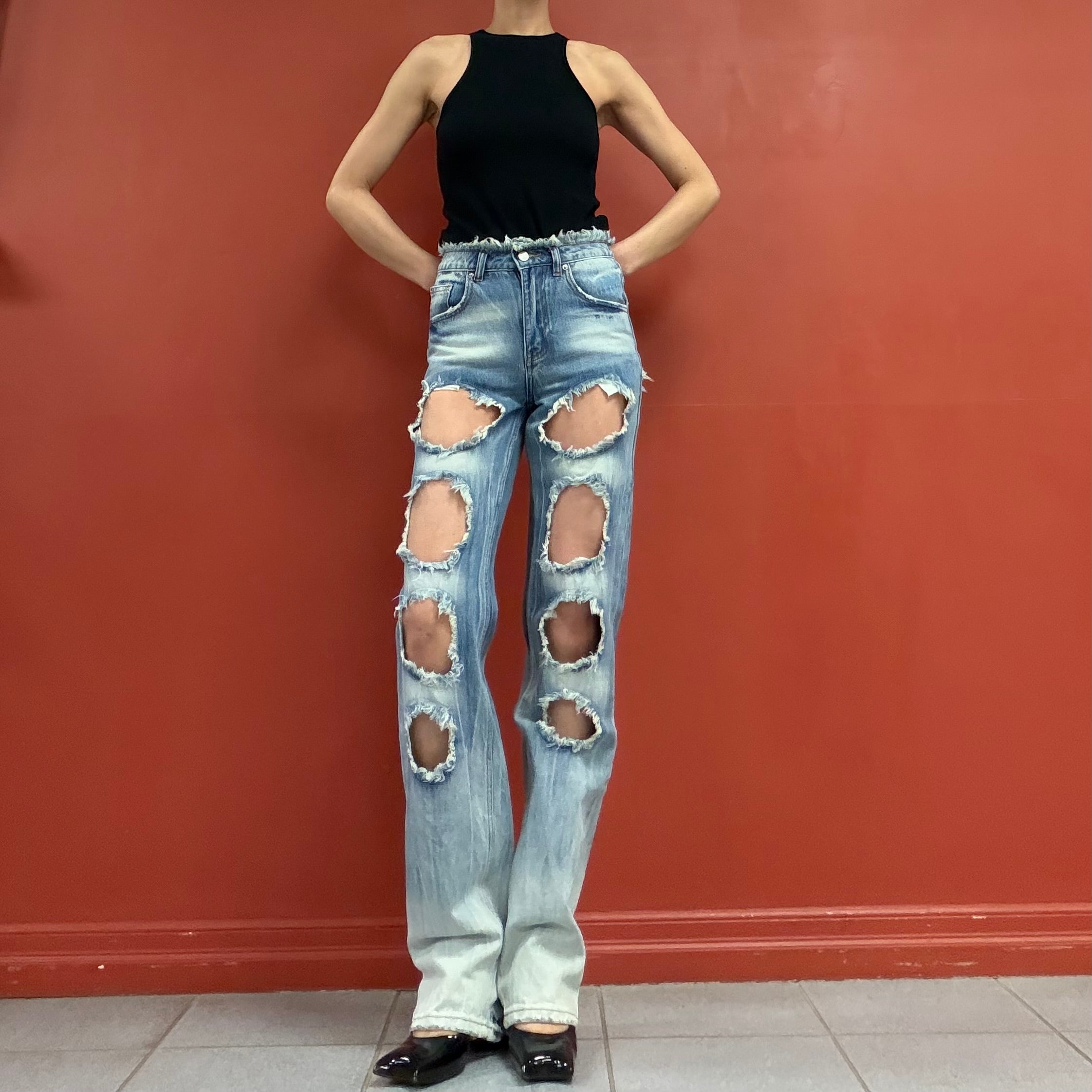Rui damaged jeans
