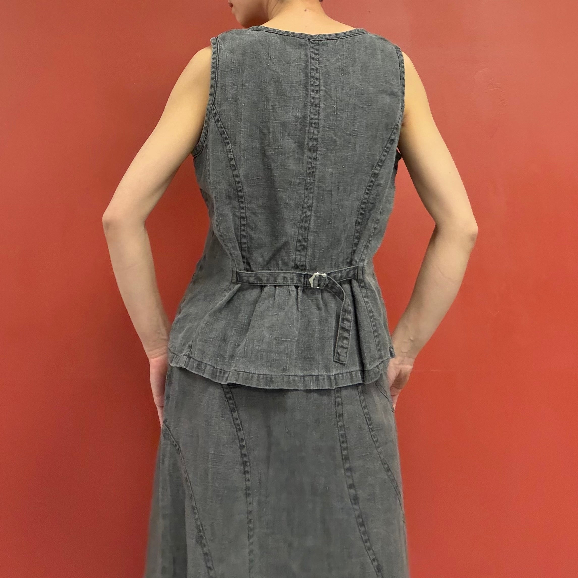 Linen vest