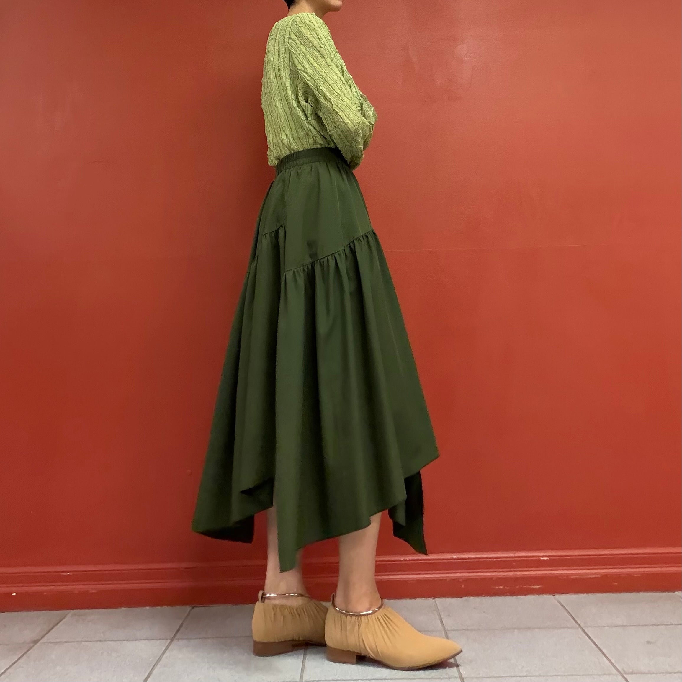 Asymmetrical hem skirt