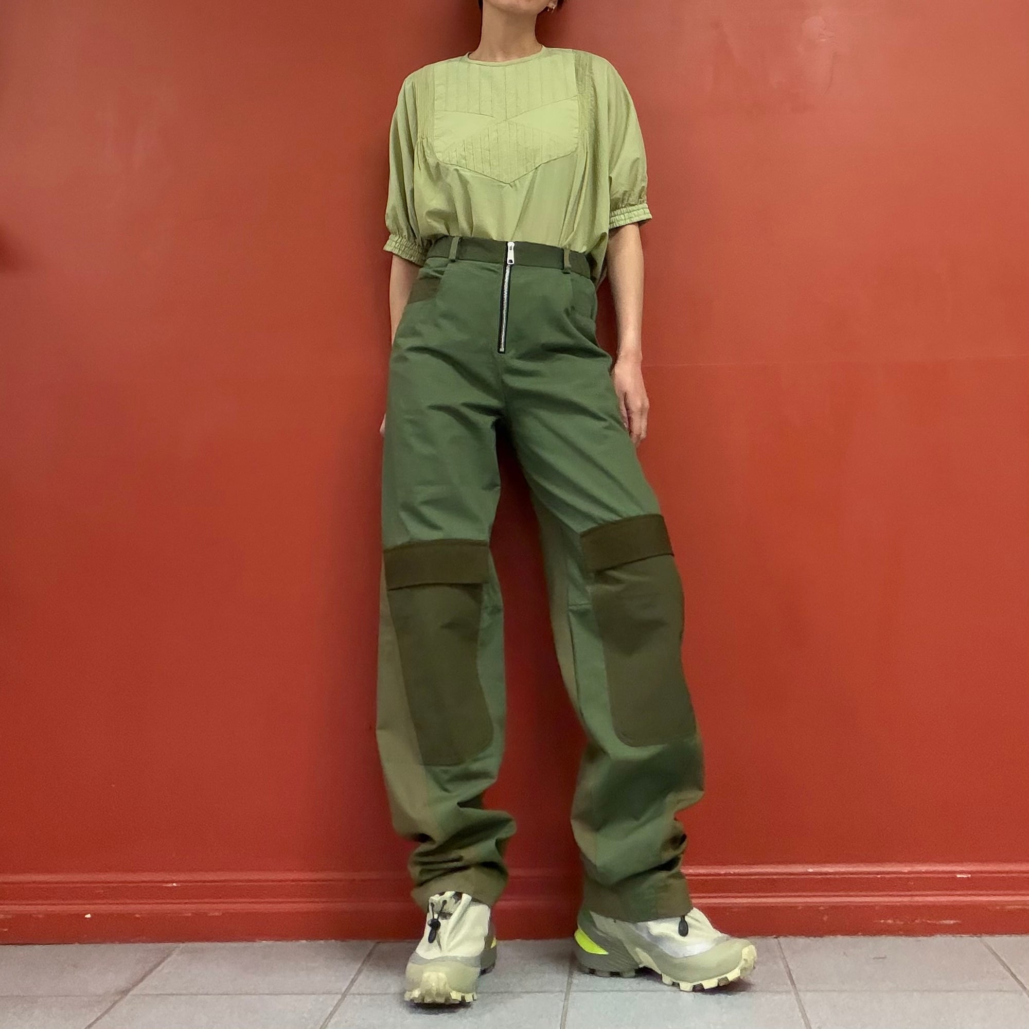 Panel knee pants