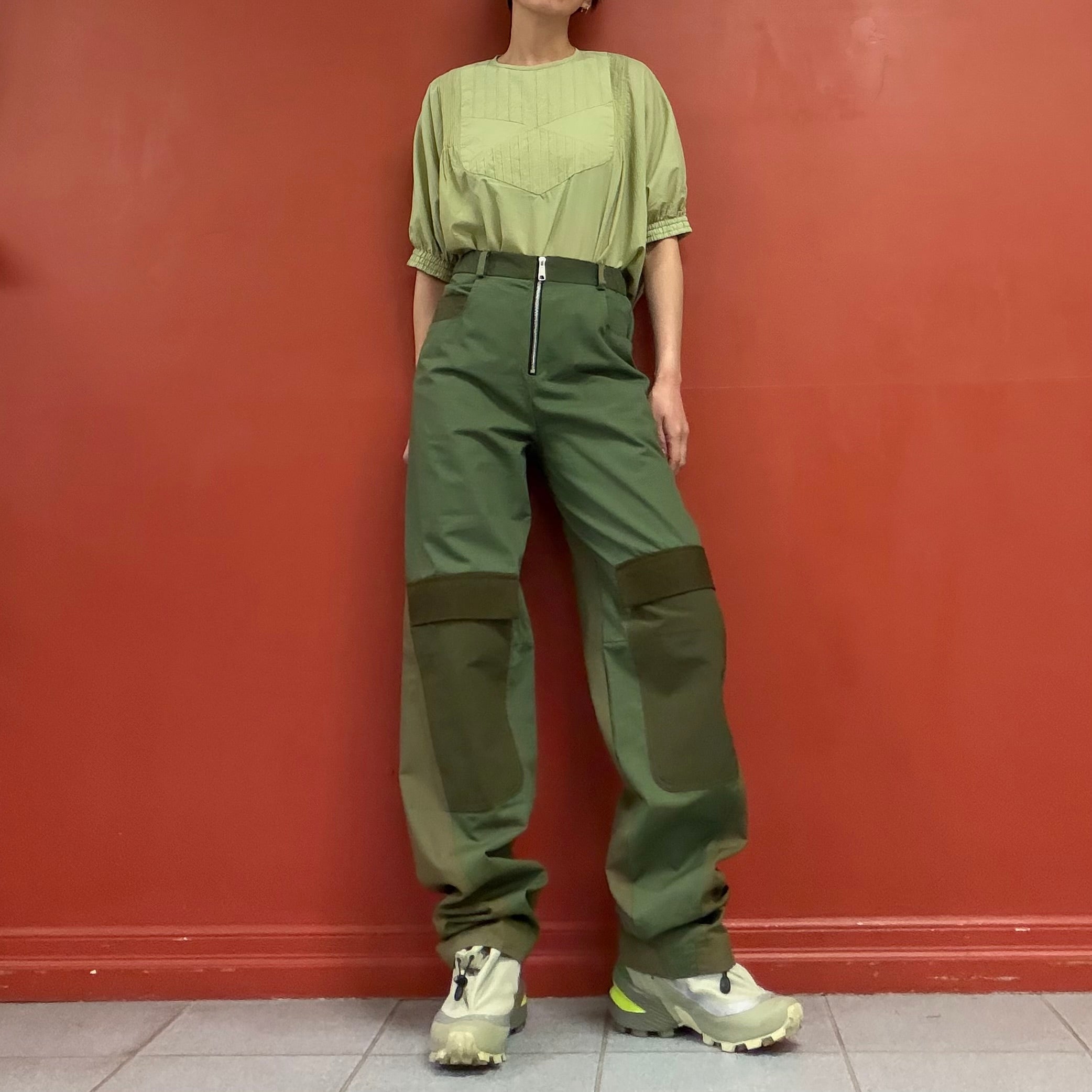 Panel knee pants