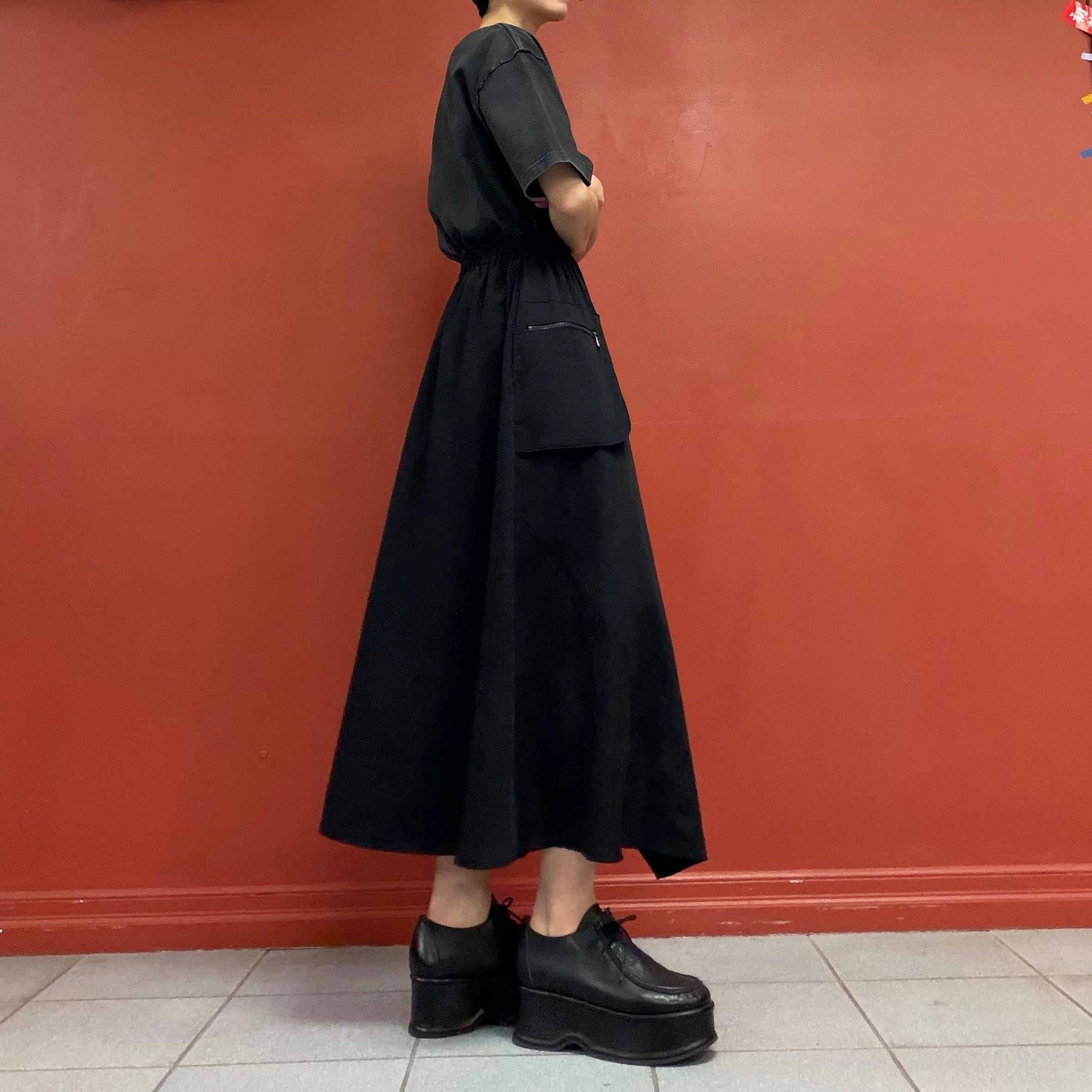 Zipper skirt