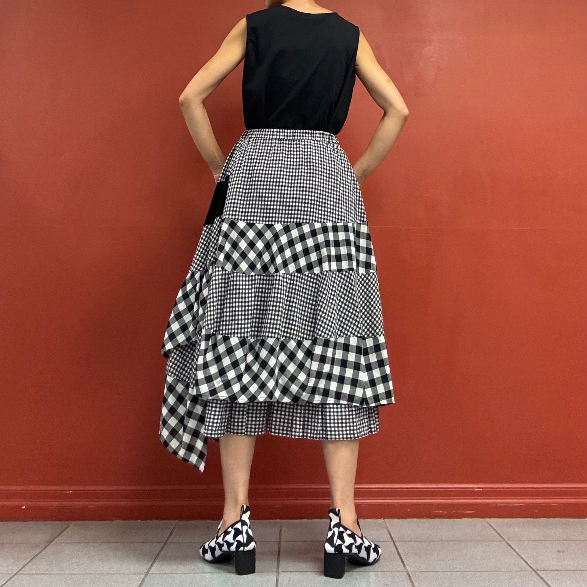 Random check skirt