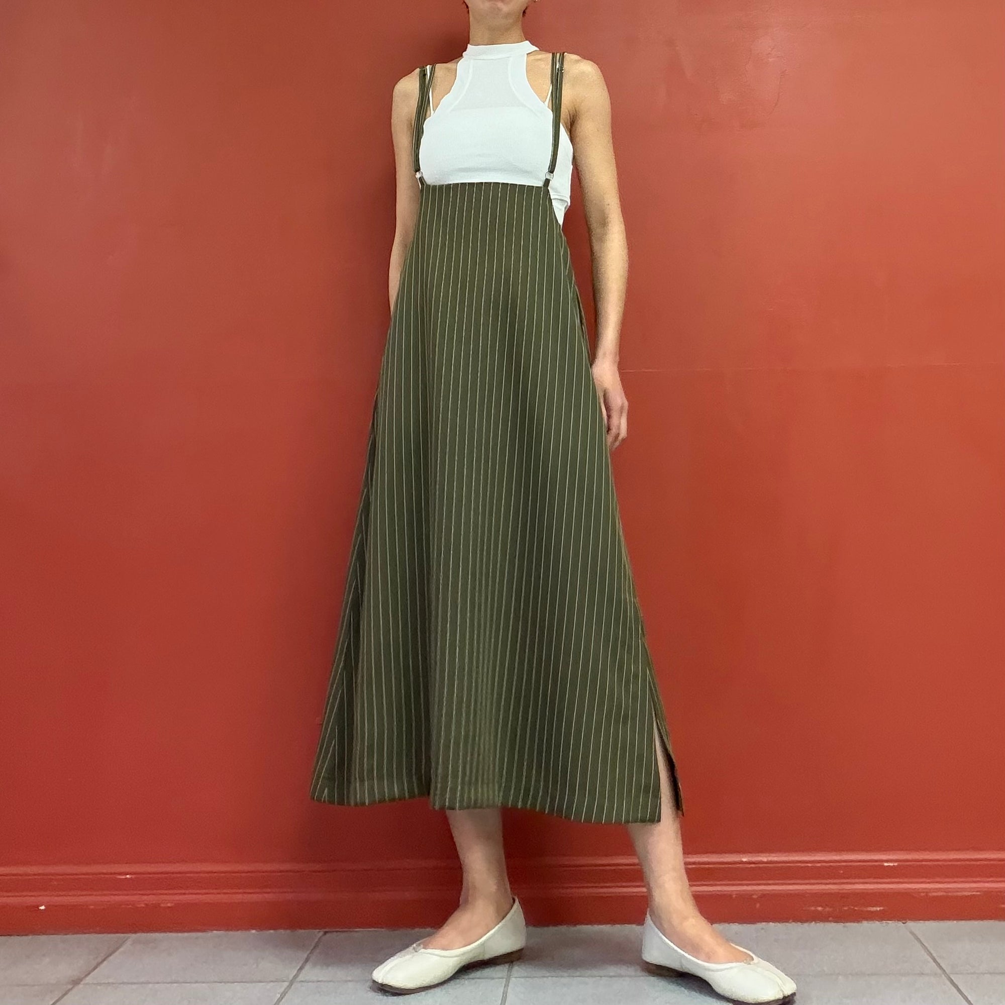 High waisted skirt with straps