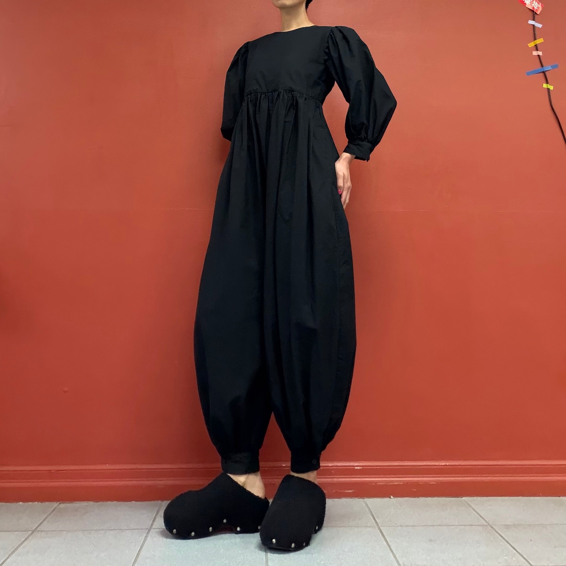 Jumpsuit with puffy sleeves