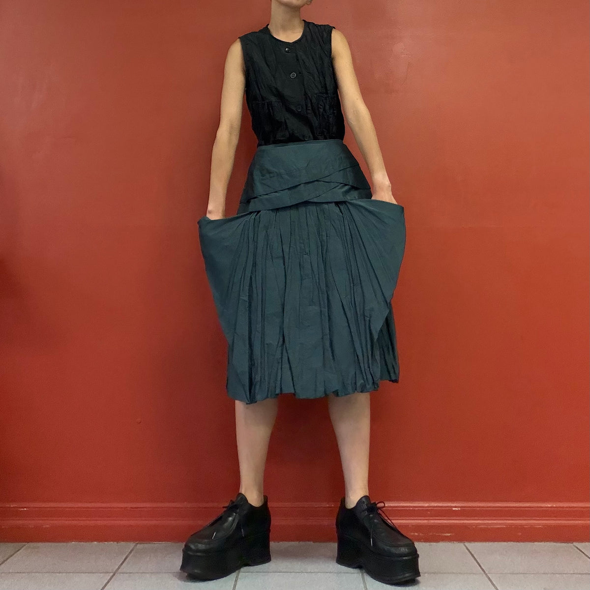 Wing skirt