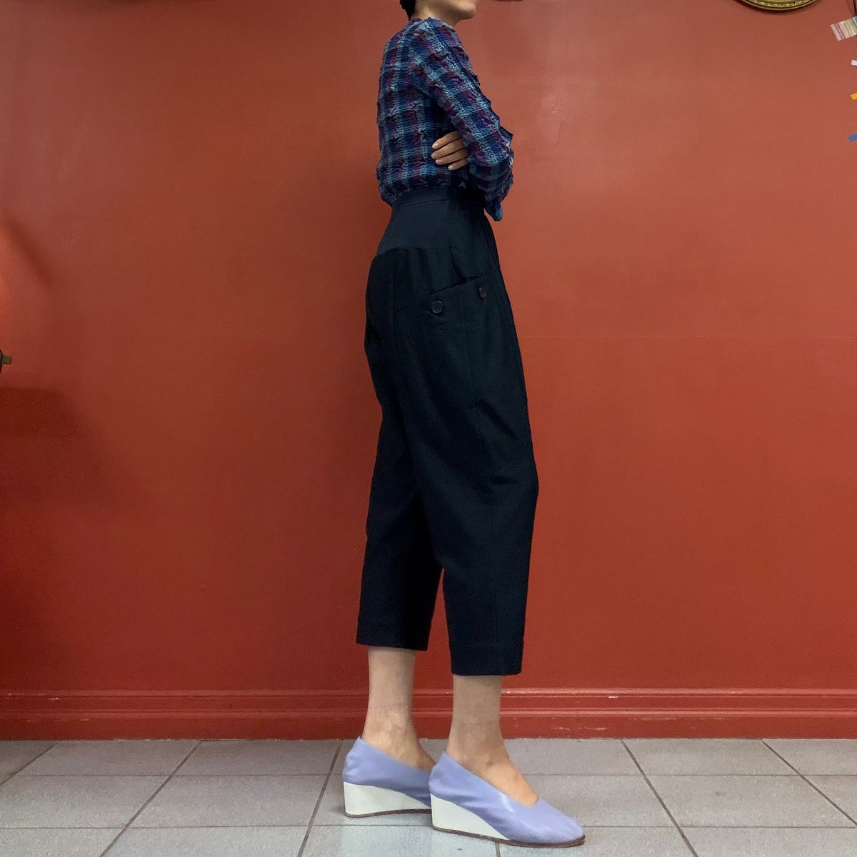 Cropped barrel leg pants