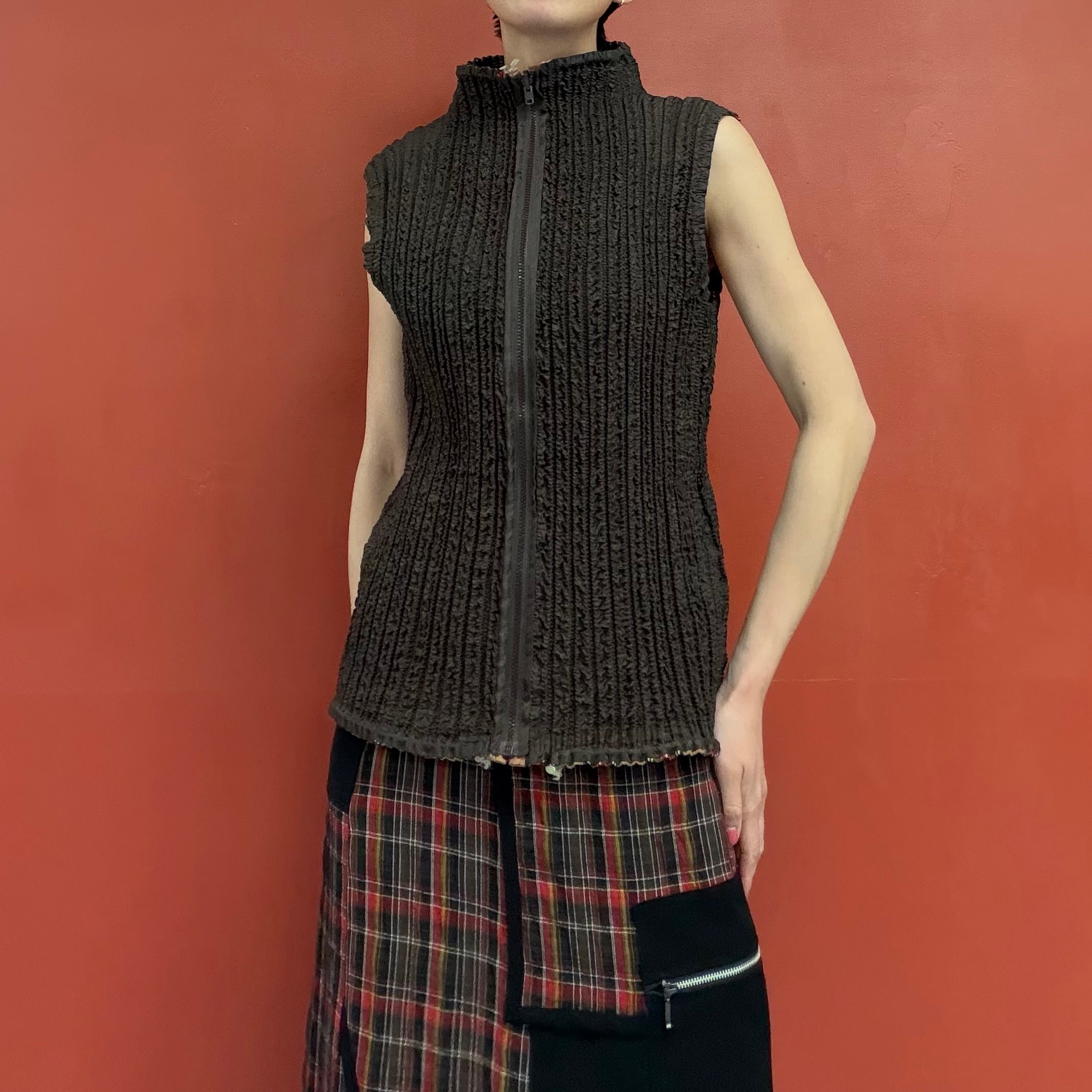 PEPLUM by YOSHIKI HISHINUMA reversible vest