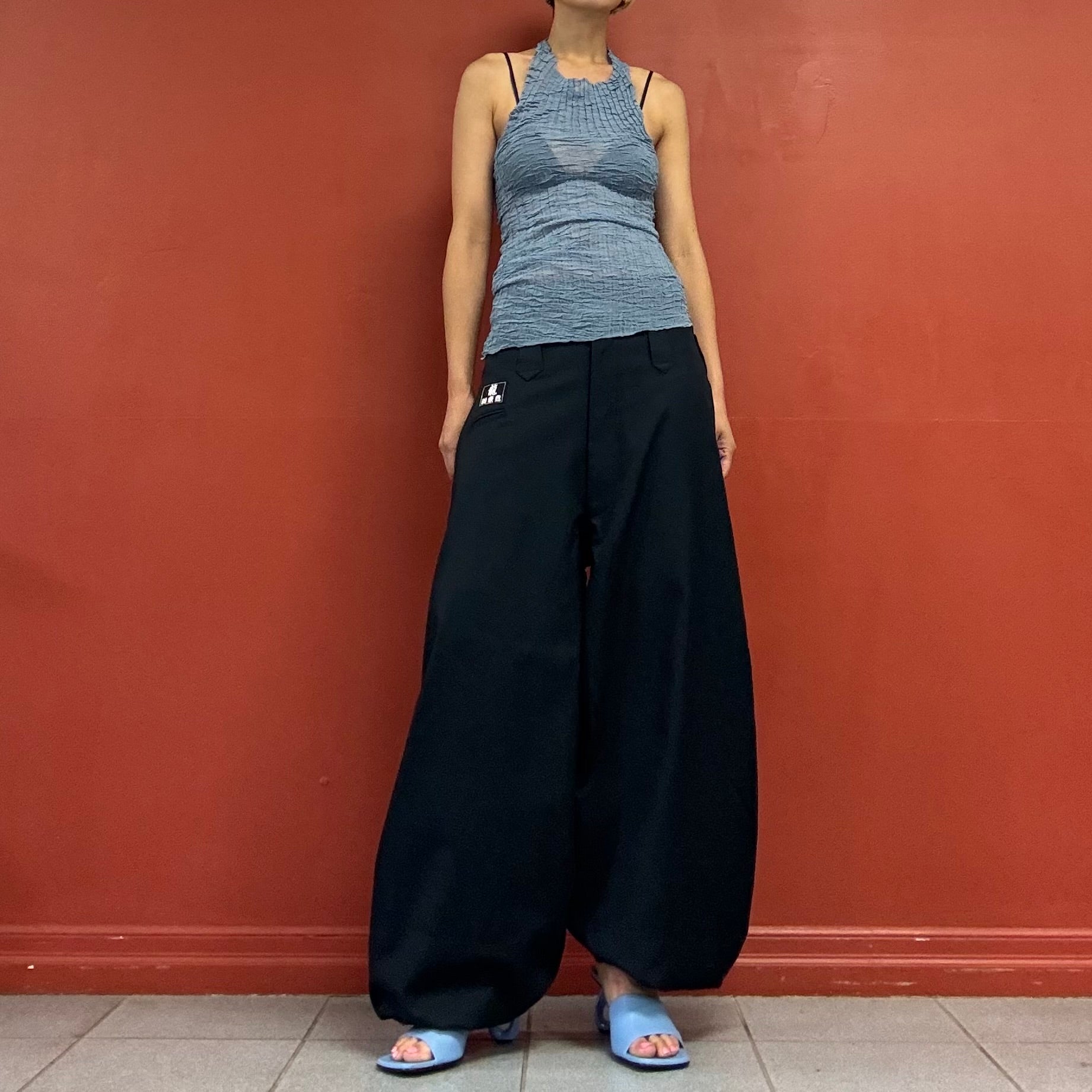 Pleats halter neck top