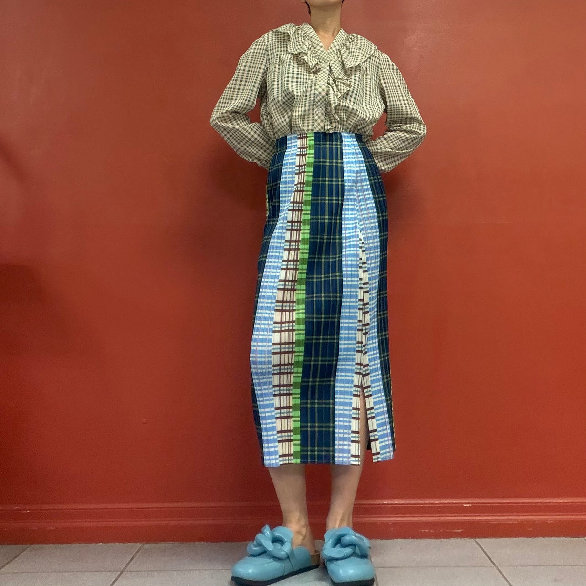 Check pattern pleats skirt
