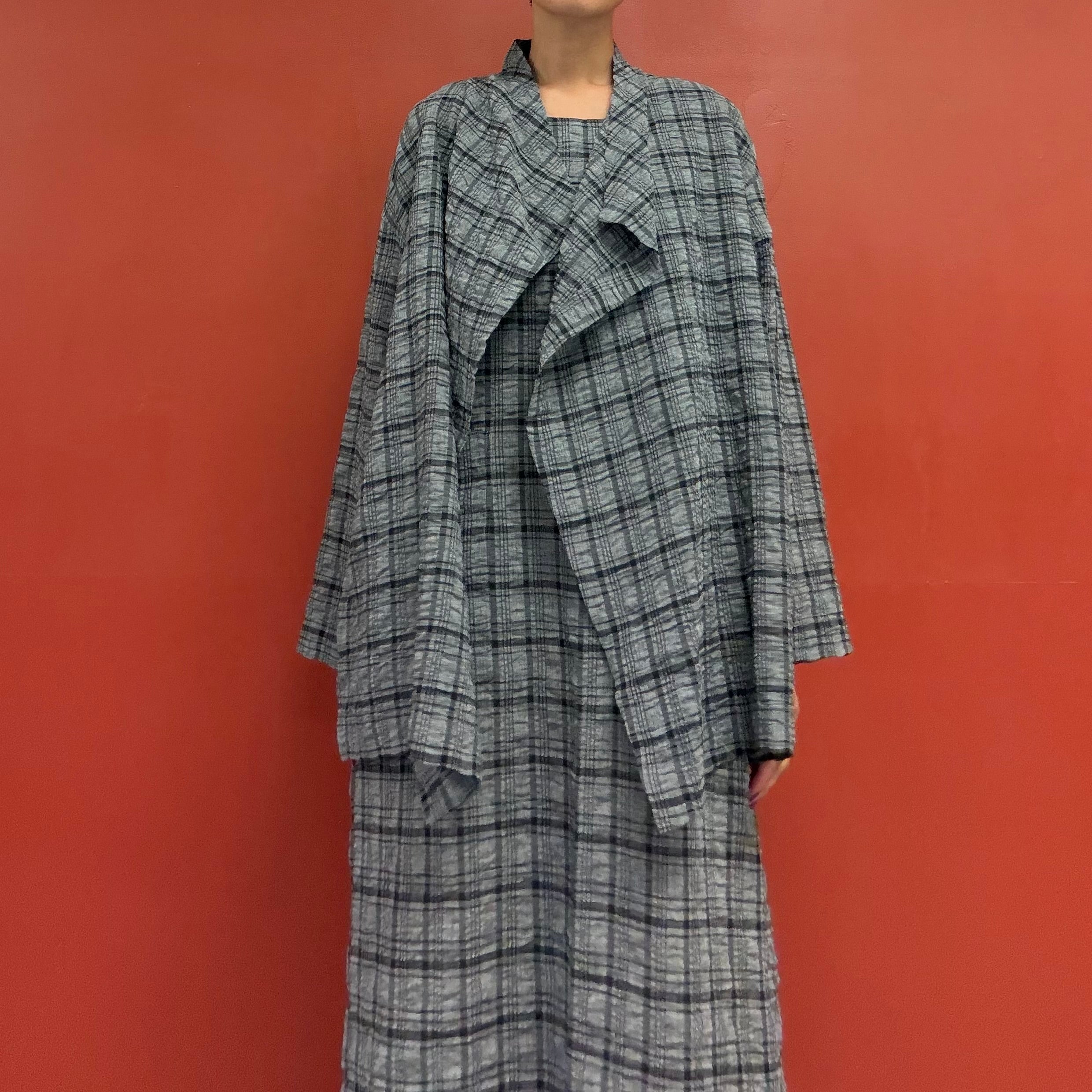 Drape plaid top
