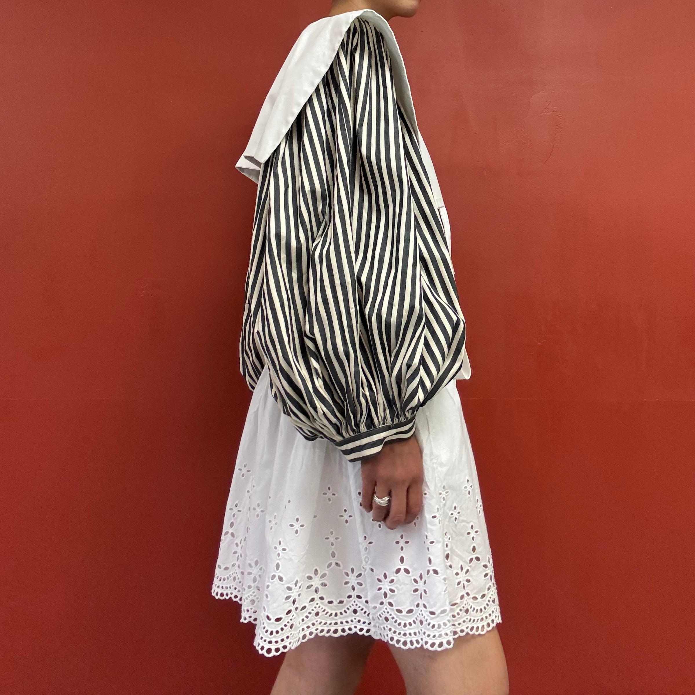VAQUERA sailor collar blouse