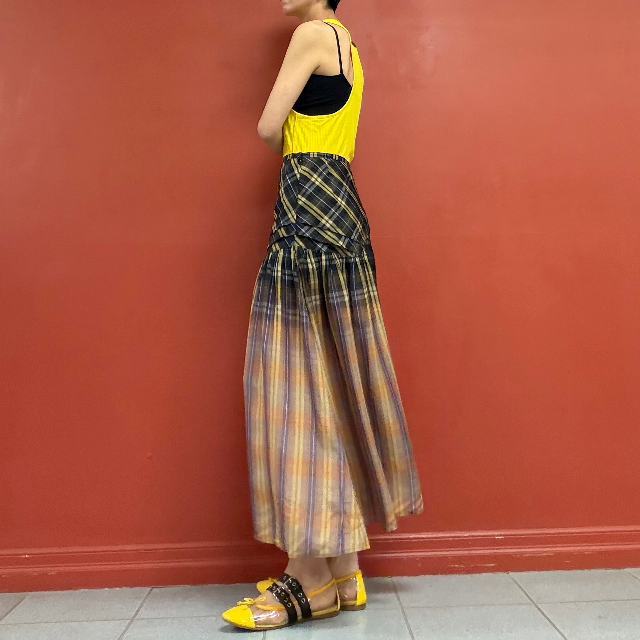Light weight plaid skirt